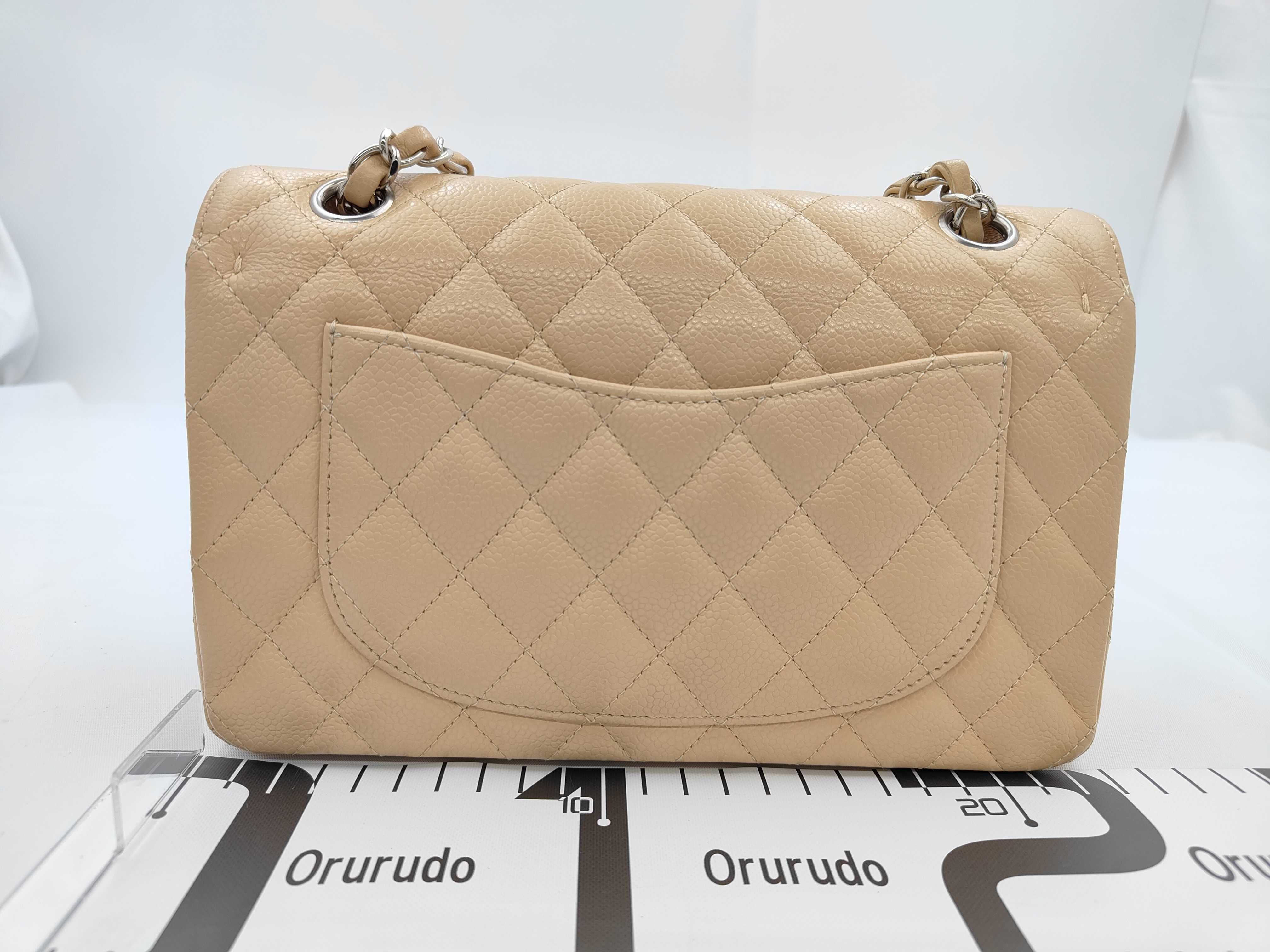 Double Flap Caviar Beige 25 Shoulder Bag — view 2