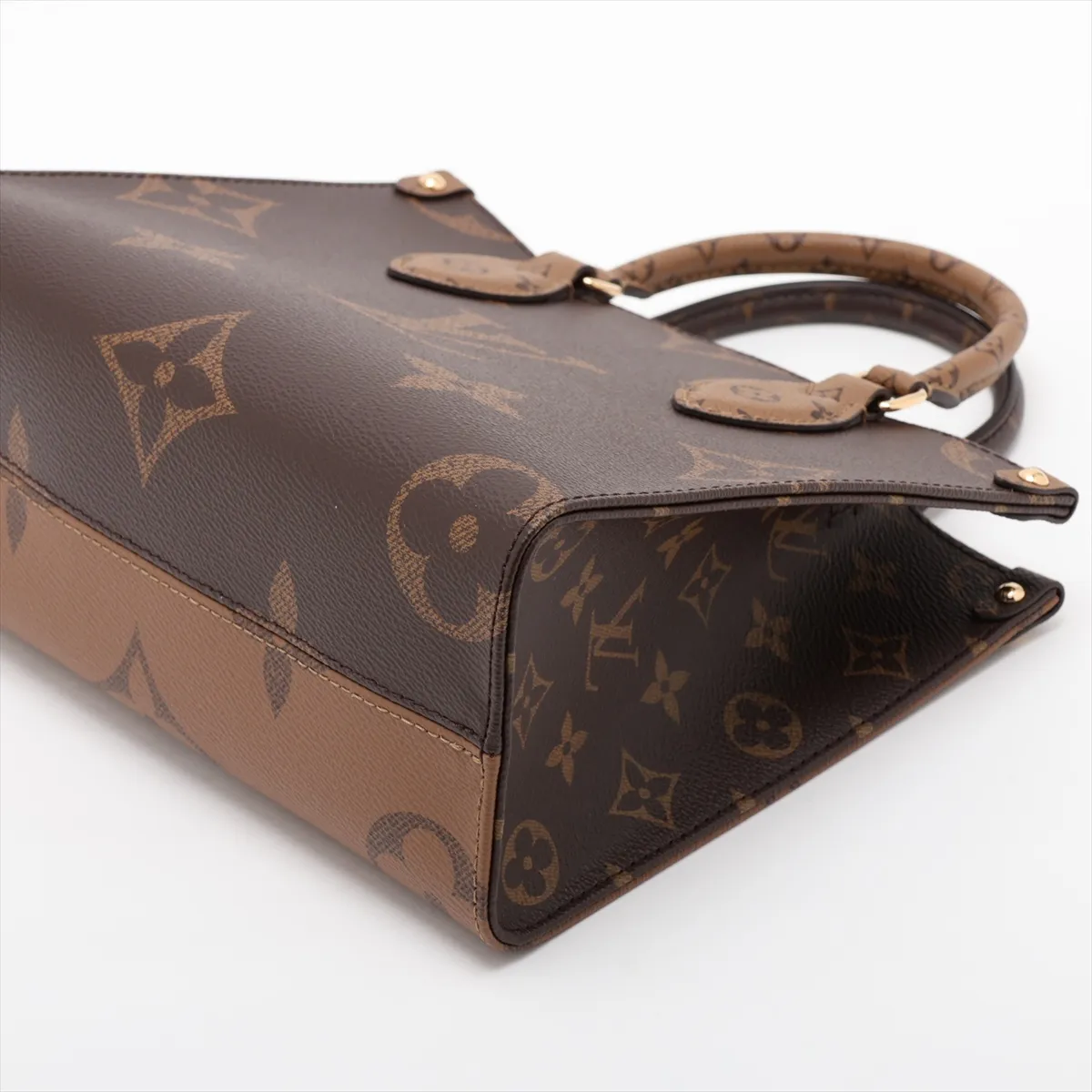 Monogram Giant Reverse OnTheGo PM M46373 Brown (RFID detected) — view 3