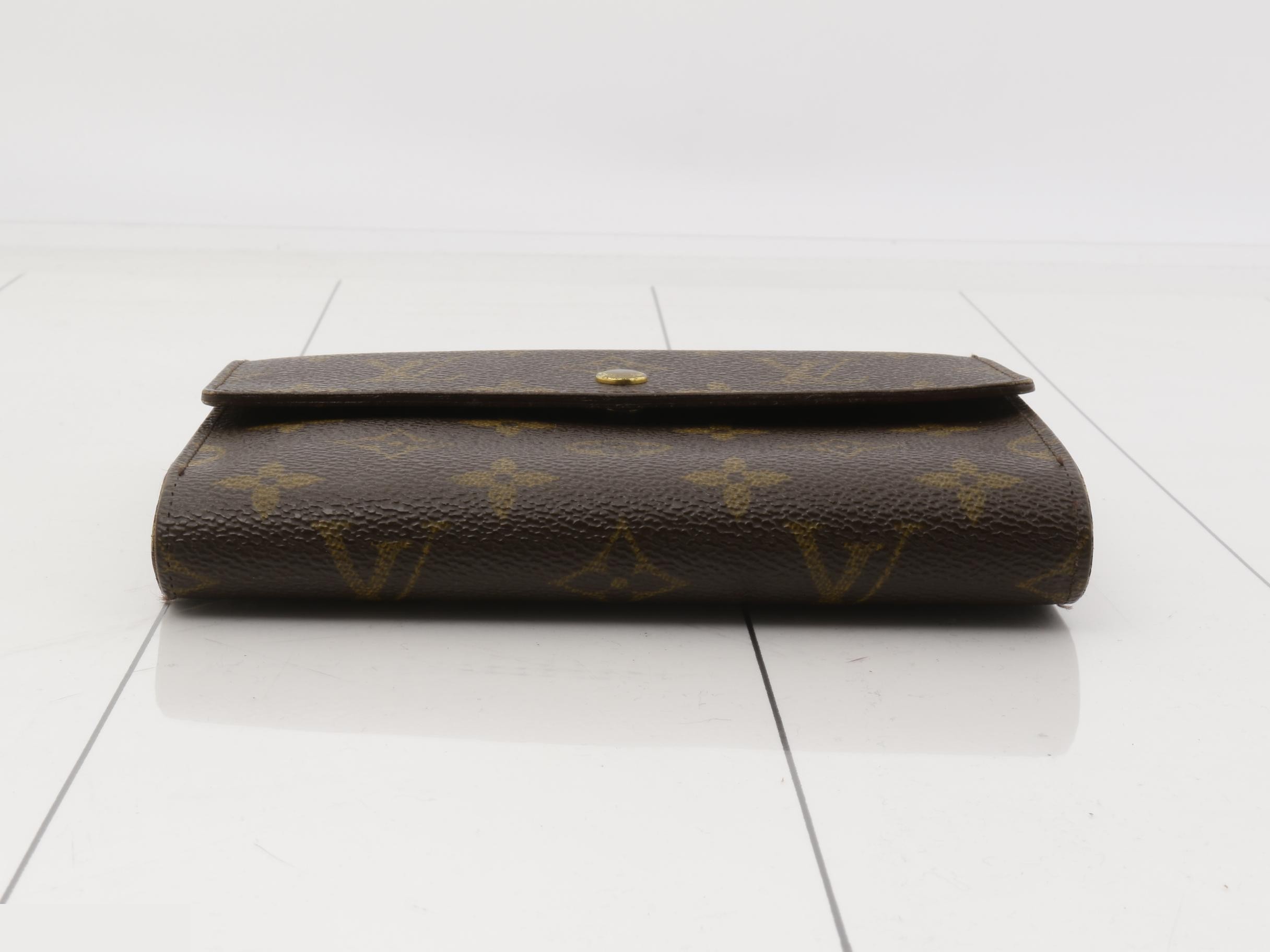 folding wallet — view 3