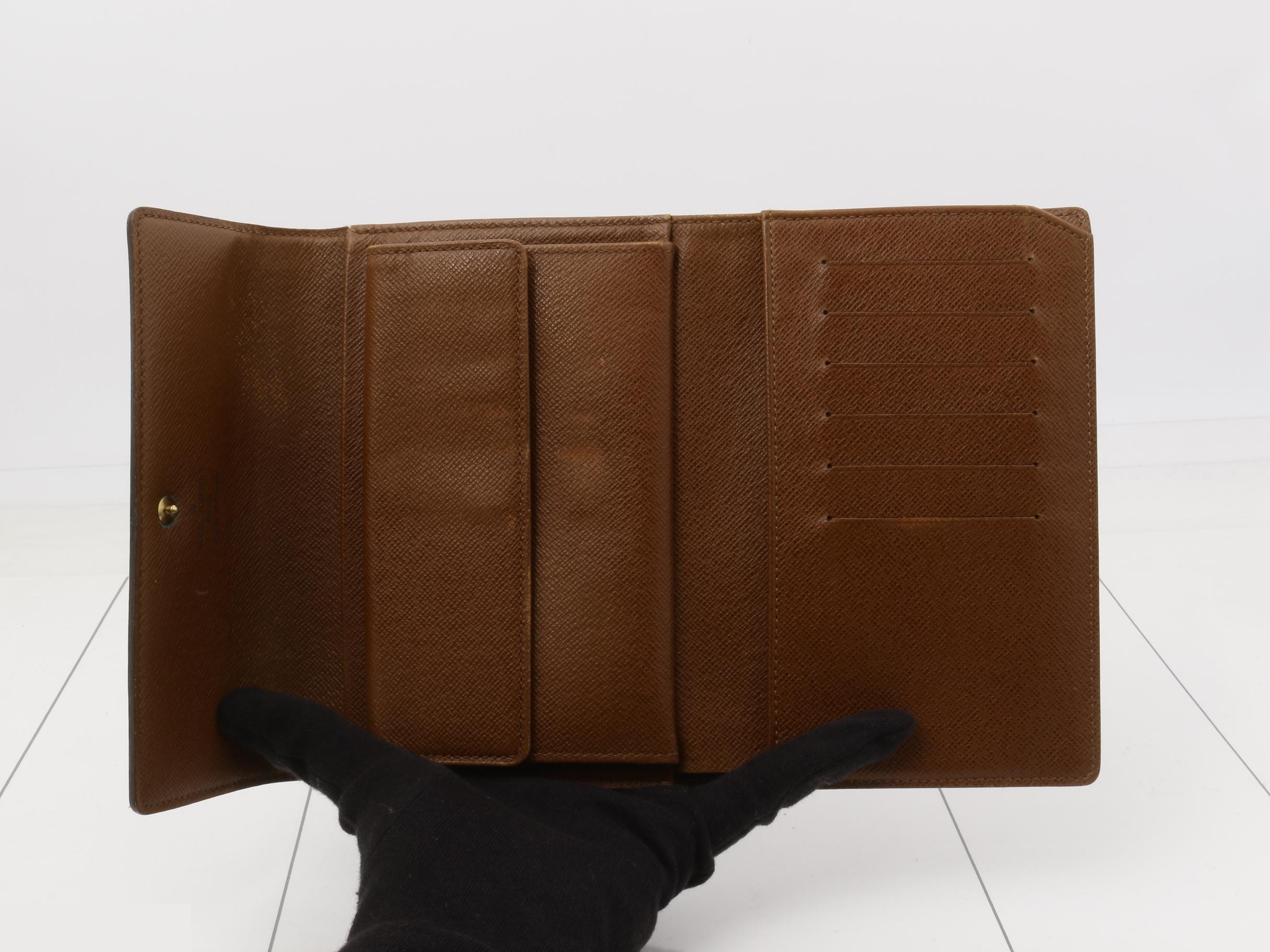 folding wallet — view 4