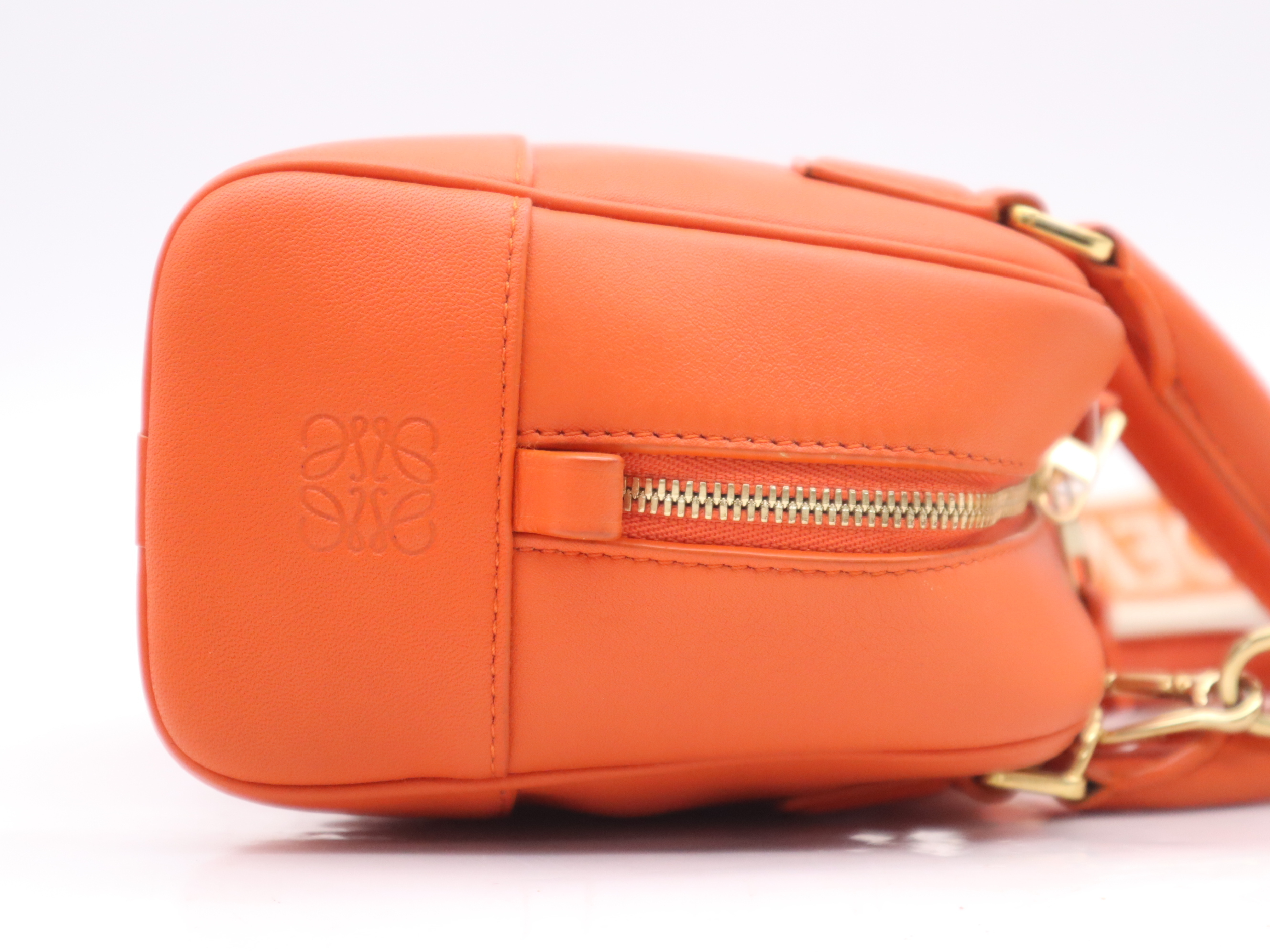 Leather Amazona 16 Square Handbag, Orange, with Shoulder Strap, Dust Bag x2, Padlock, and Keys x2 (Shoulder Bag) — view 5