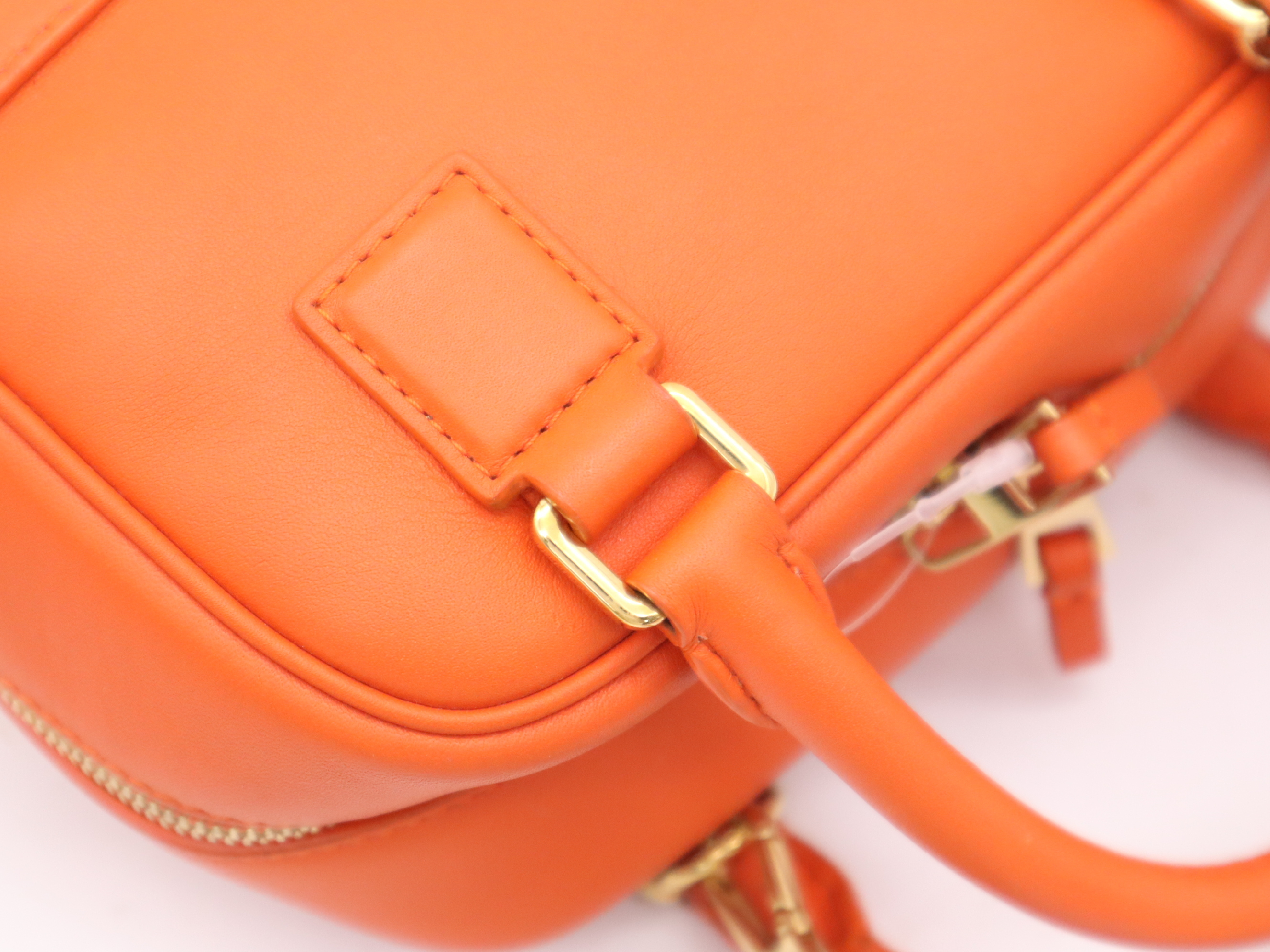 Leather Amazona 16 Square Handbag, Orange, with Shoulder Strap, Dust Bag x2, Padlock, and Keys x2 (Shoulder Bag) — view 7