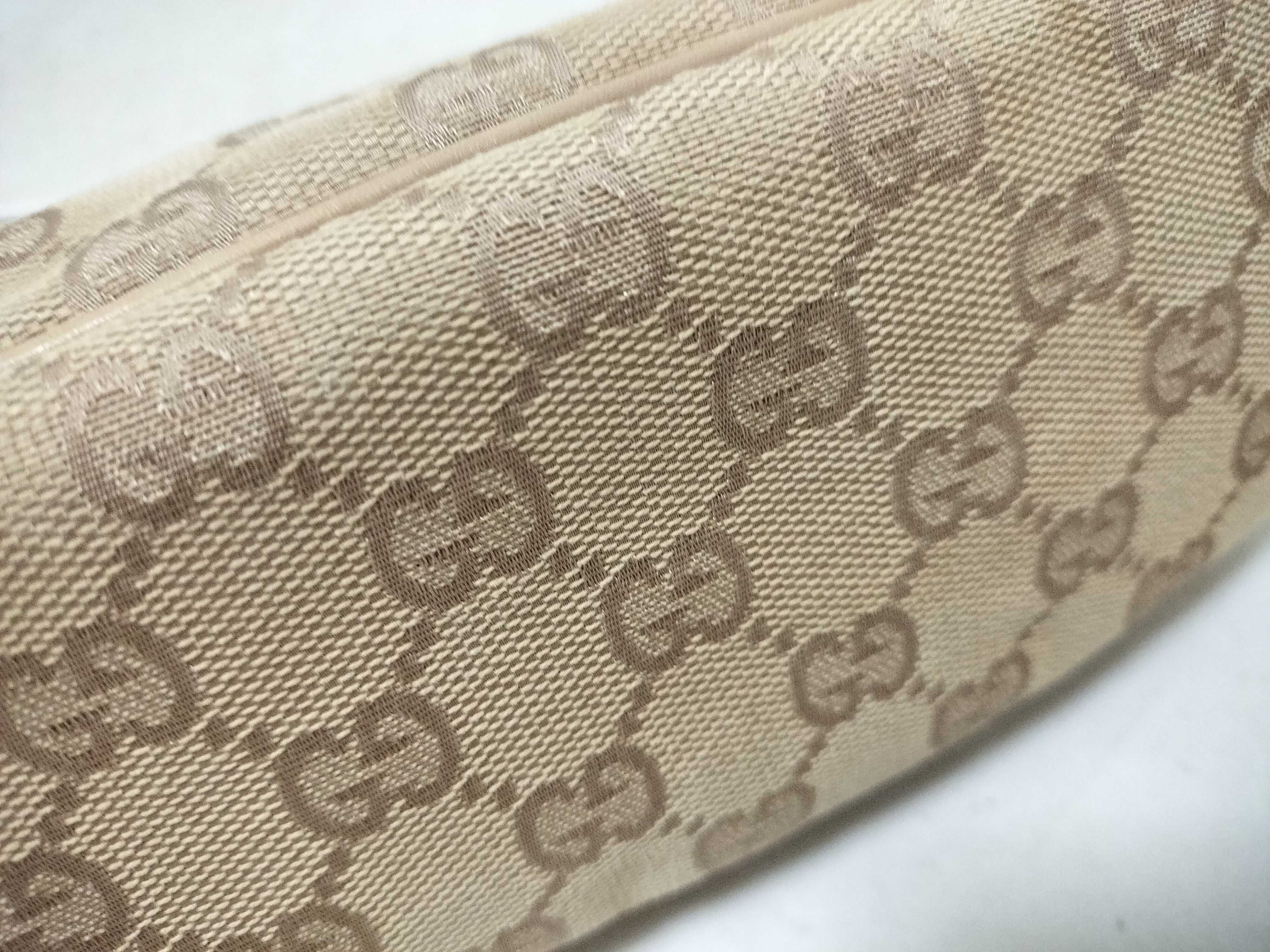 GG Canvas Gucci Accessory Pouch Handbag Beige GG Canvas 07193 2123 Pouch — view 15