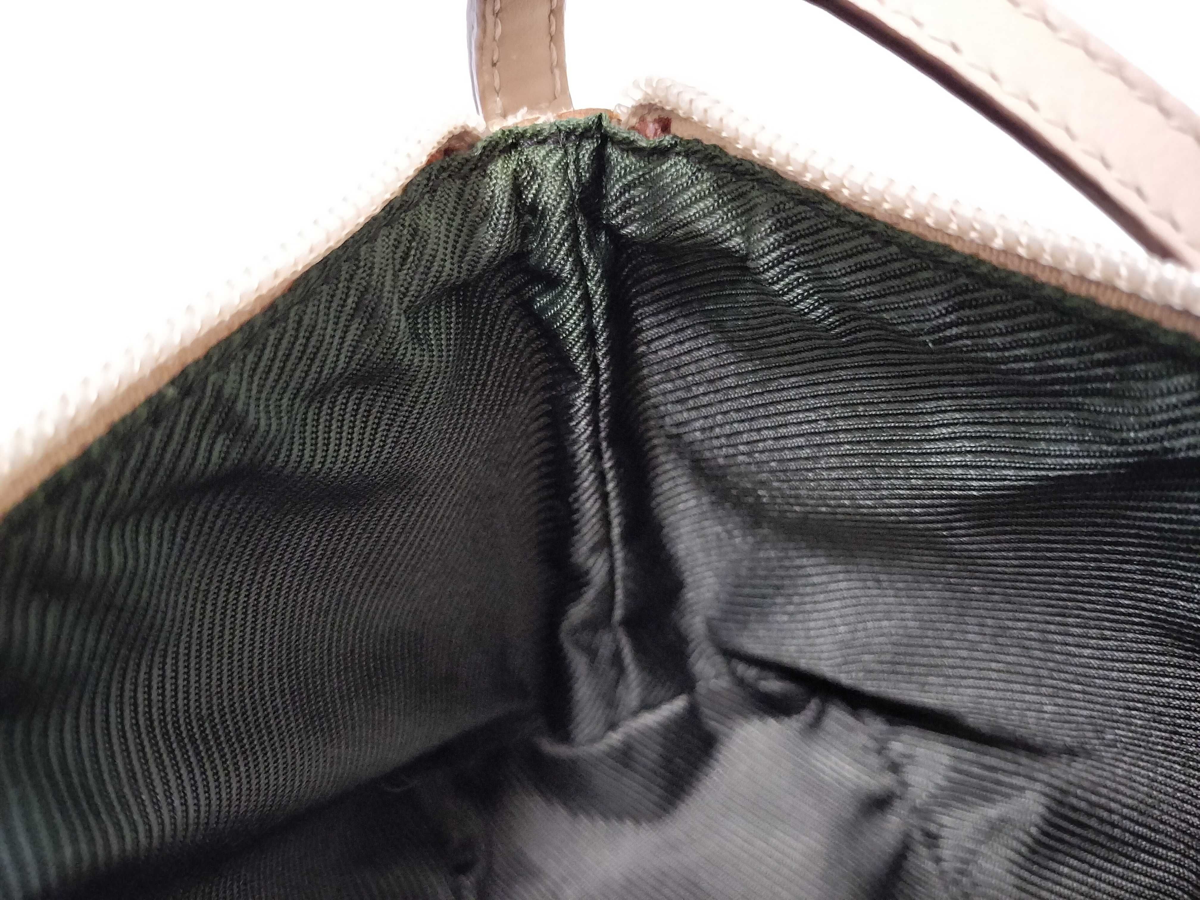 GG Canvas Gucci Accessory Pouch Handbag Beige GG Canvas 07193 2123 Pouch — view 9