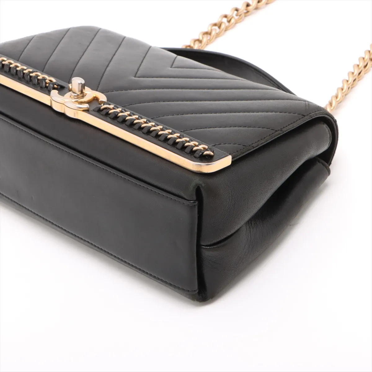 V-stitch lambskin 2-way handbag, chevron black with gold hardware, 24408763, serial number in the 24 range. — view 3