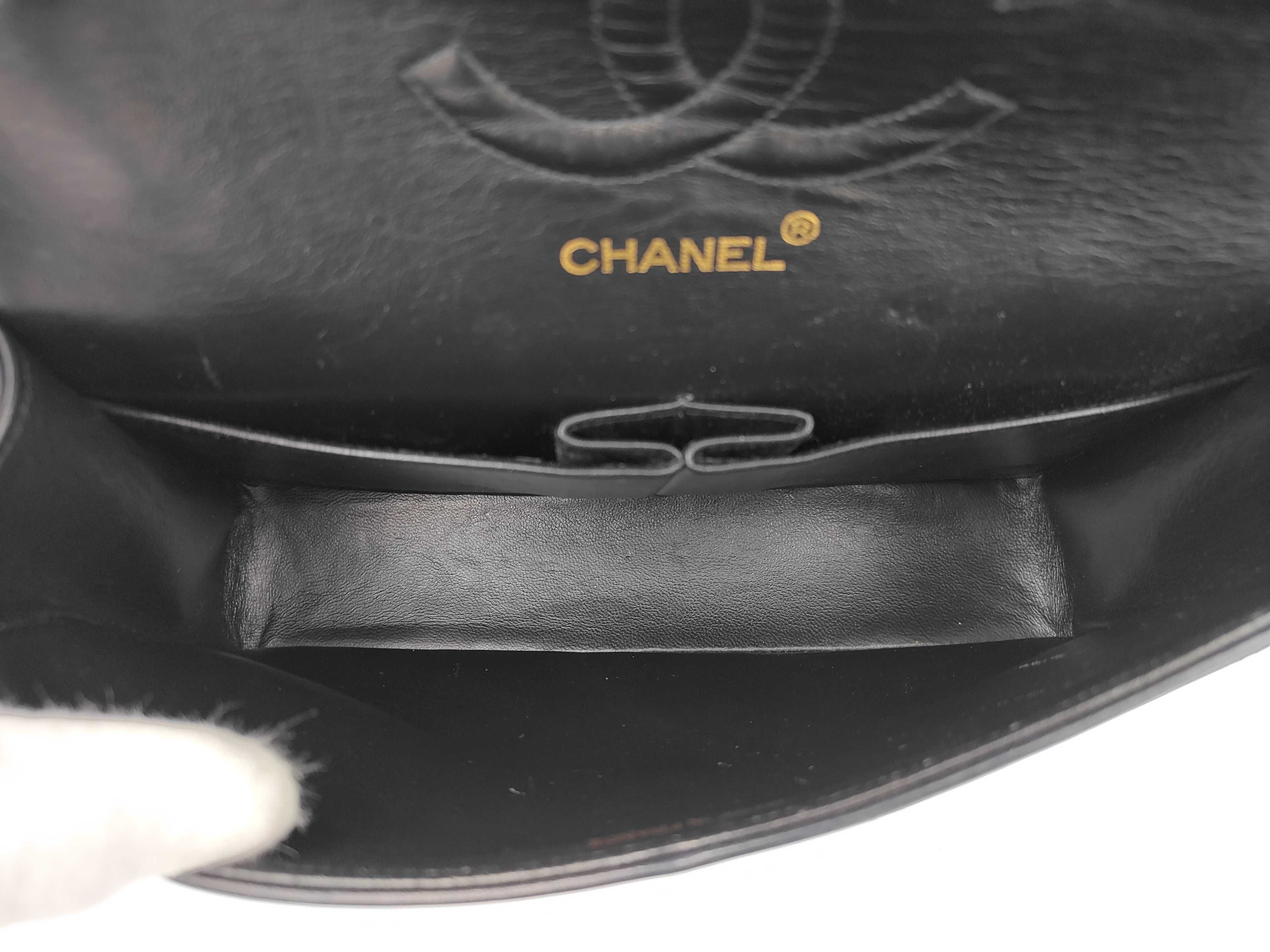 Matelassé Double Flap 25 Shoulder Bag, Navy, Serial Number 0 — view 9