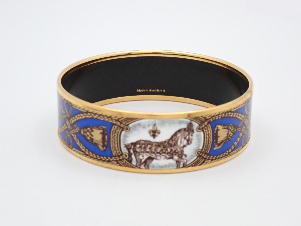 Enamel GM Bangle Bracelet, Wrist Circumference Approx. 19cm — view 2