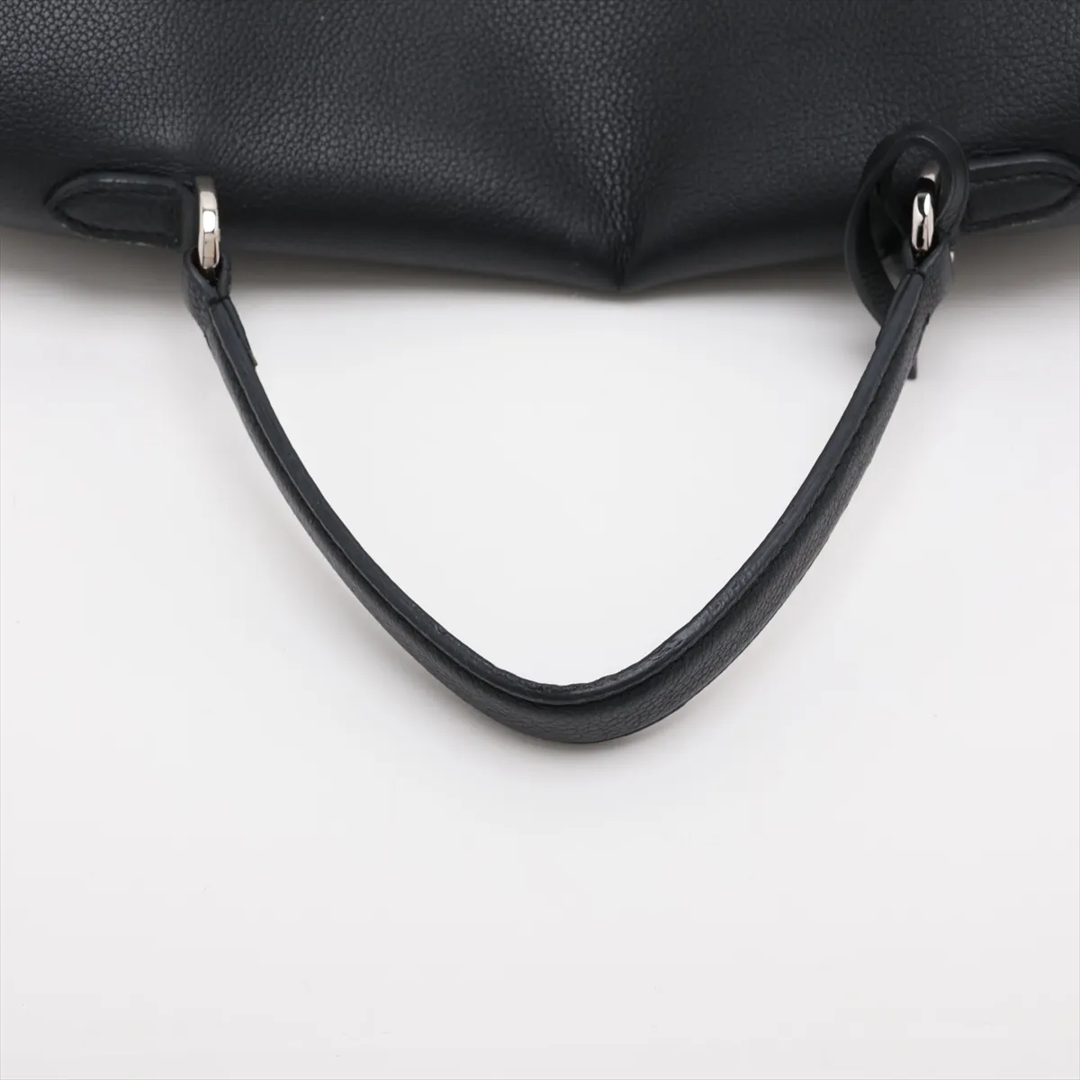 LV Logo Lockme Ever MM M51395 DU3198 Black — view 5