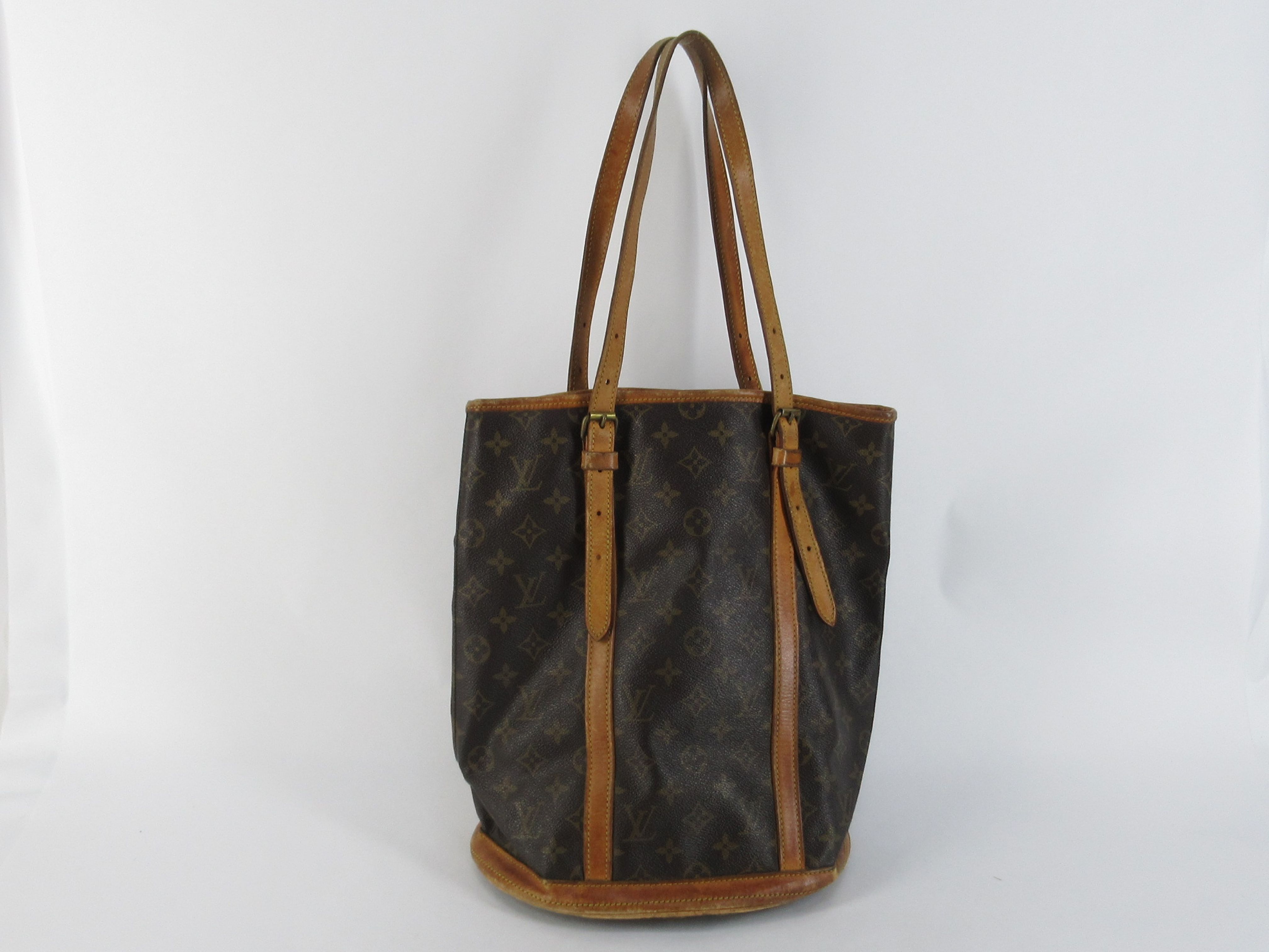 Monogram LV Monogram Bucket 27 M42236 Tote Bag