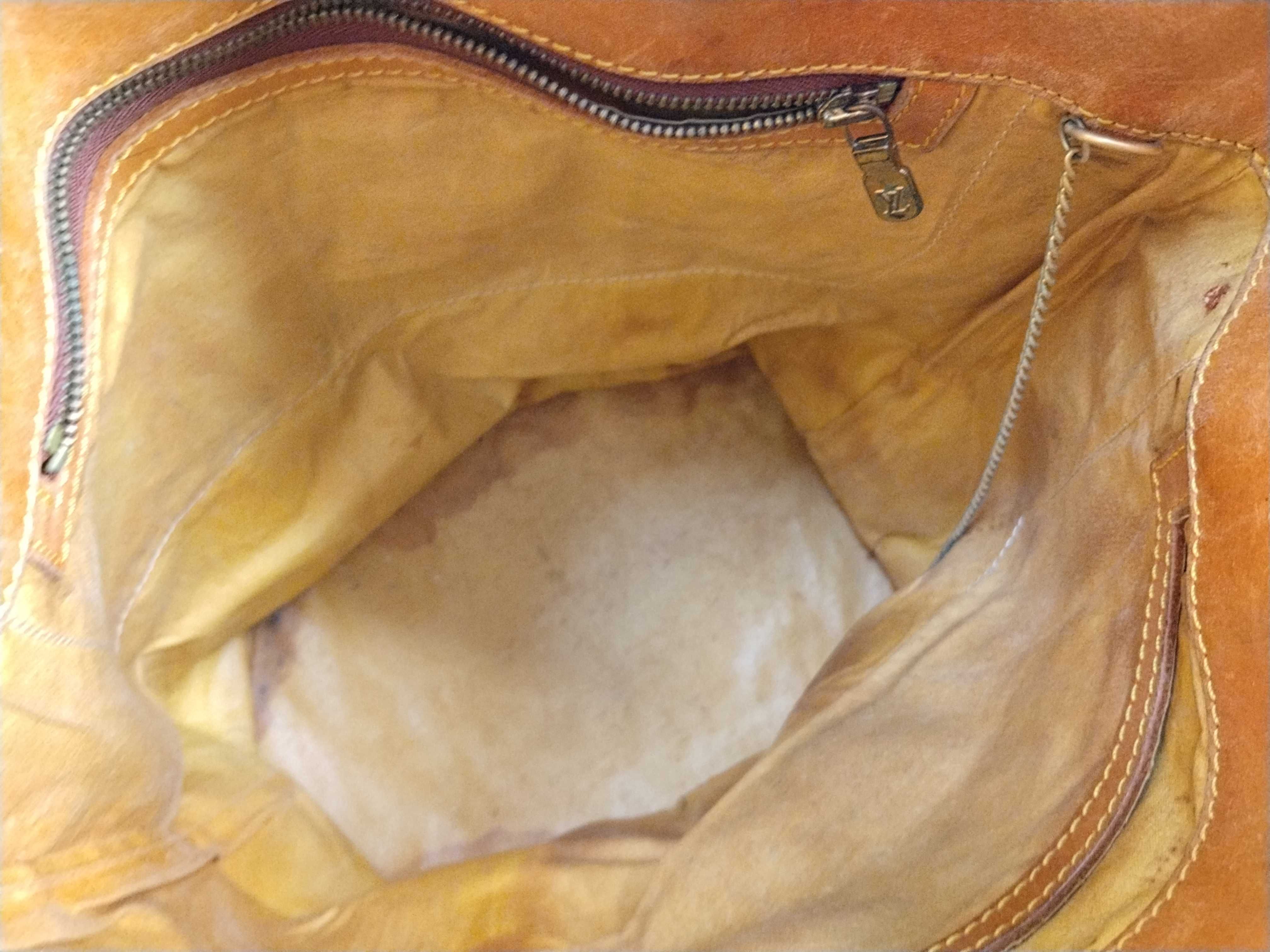 Monogram LV Monogram Bucket 27 M42236 Tote Bag — view 11