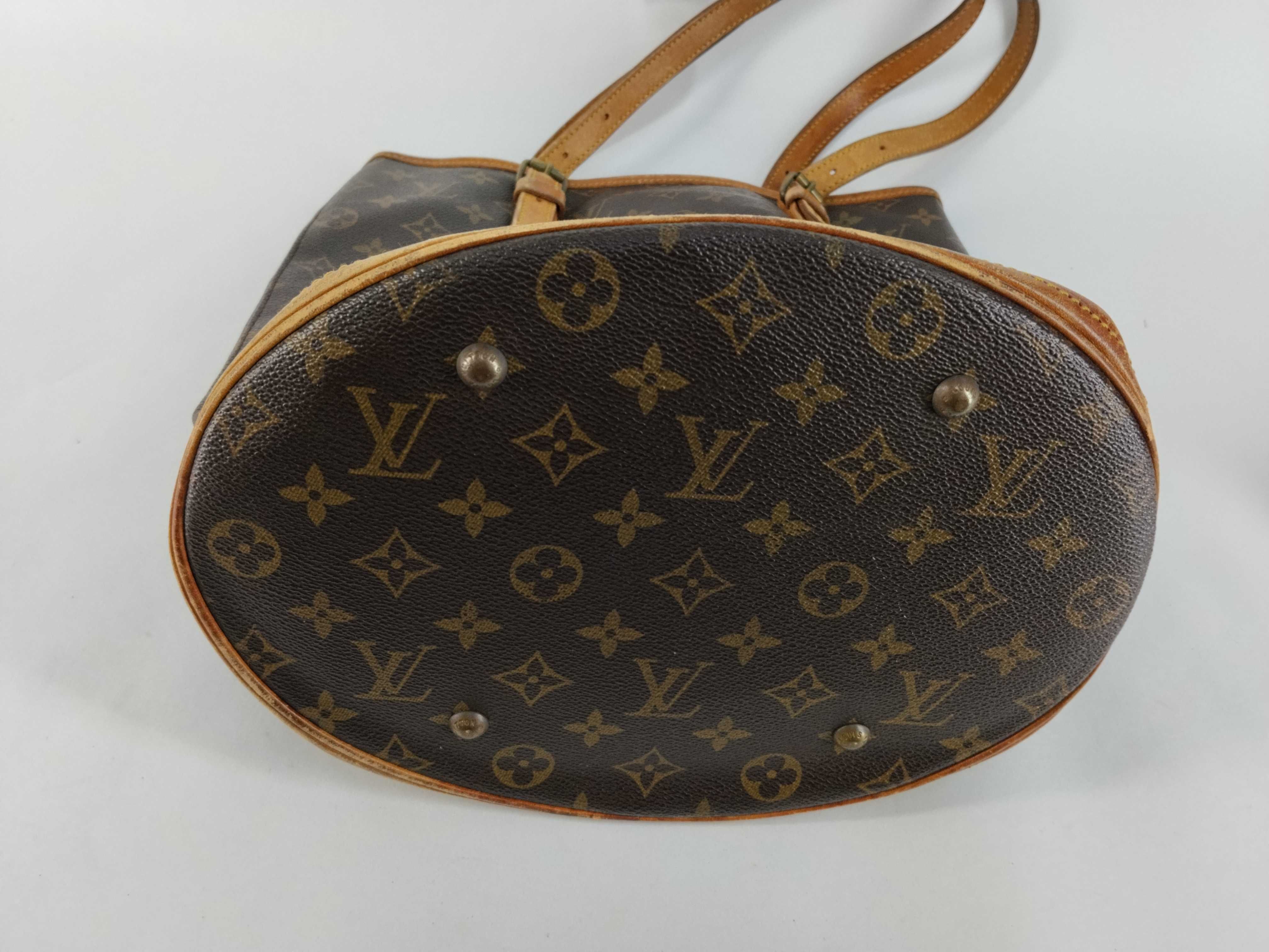 Monogram LV Monogram Bucket 27 M42236 Tote Bag — view 7