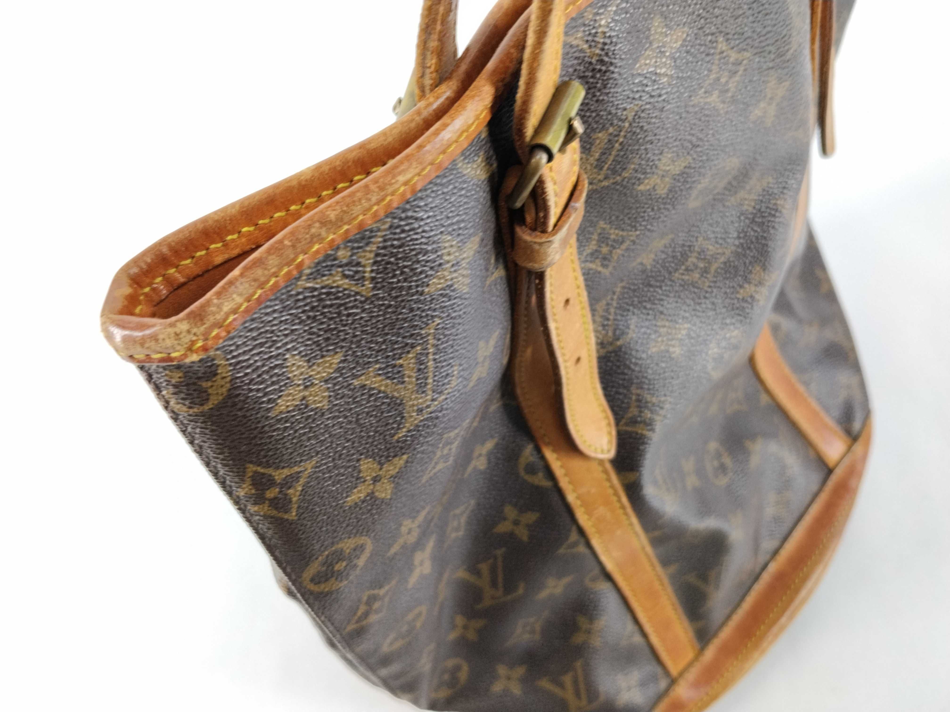 Monogram LV Monogram Bucket 27 M42236 Tote Bag — view 8
