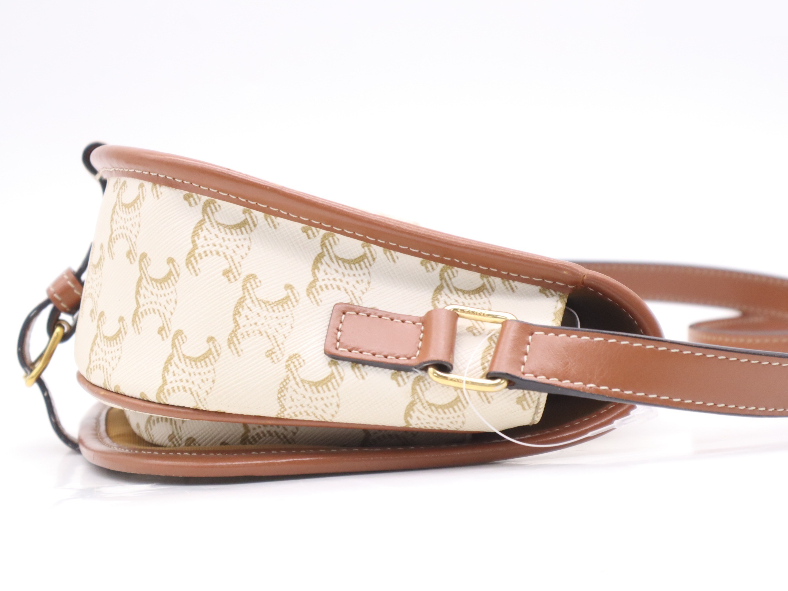 Leather Triomphe Falco Medium Shoulder Bag — view 5