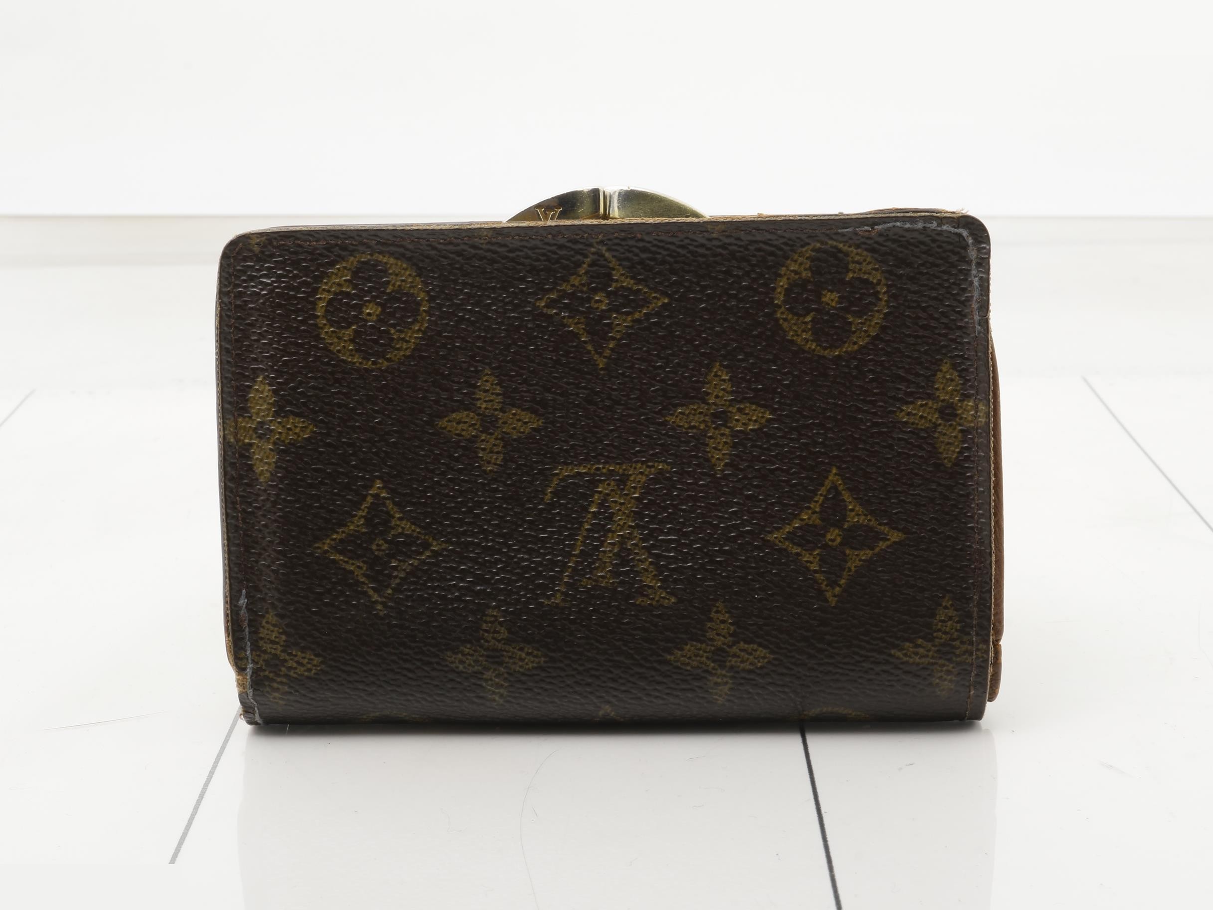 Monogram Portemonnaie Viennois Bi-fold Wallet — view 2