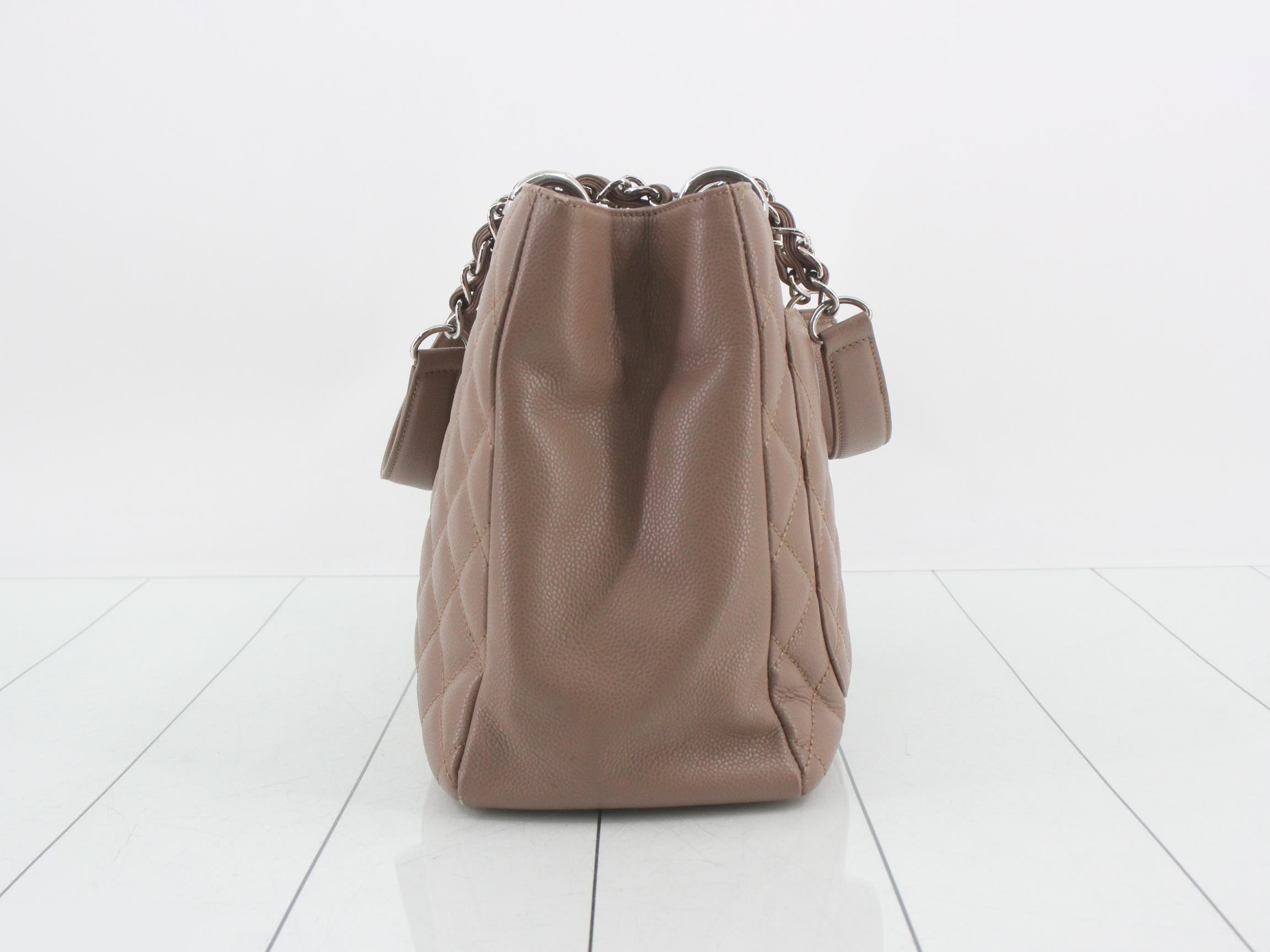 GST Caviar Skin Chain Tote — view 3
