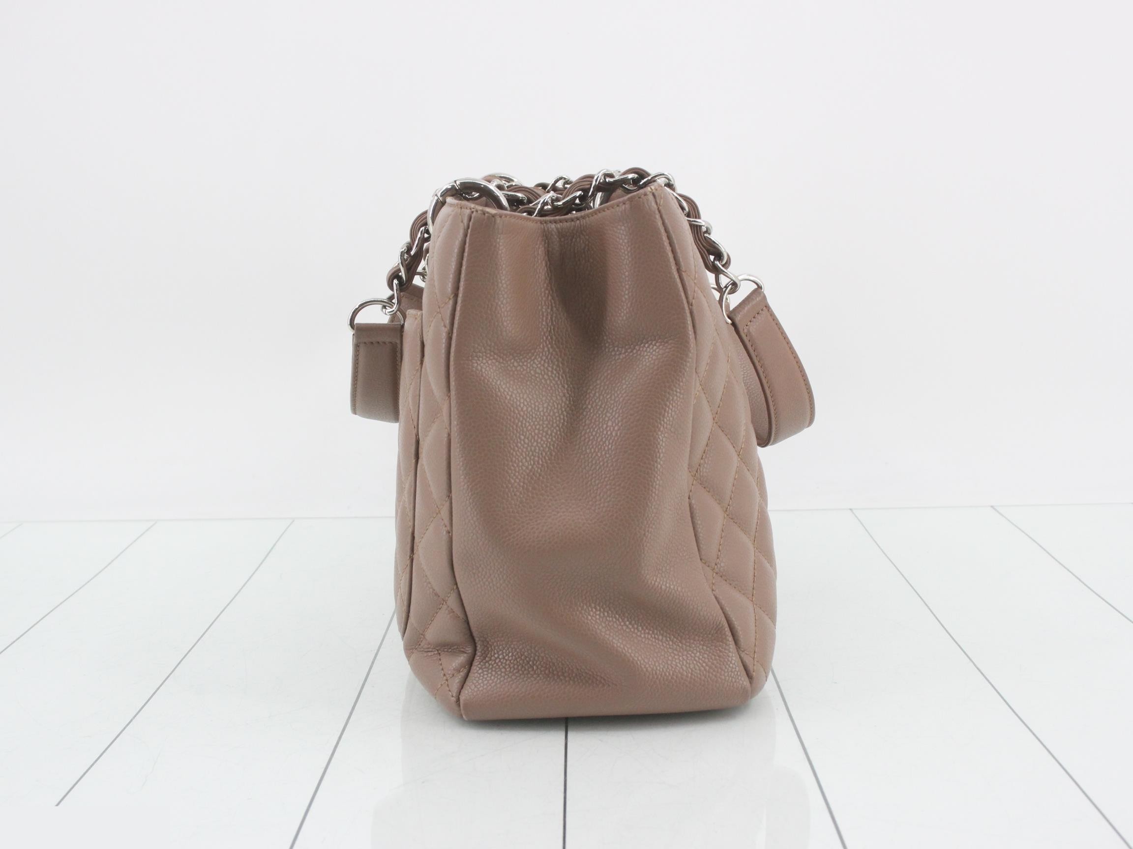 GST Caviar Skin Chain Tote — view 4