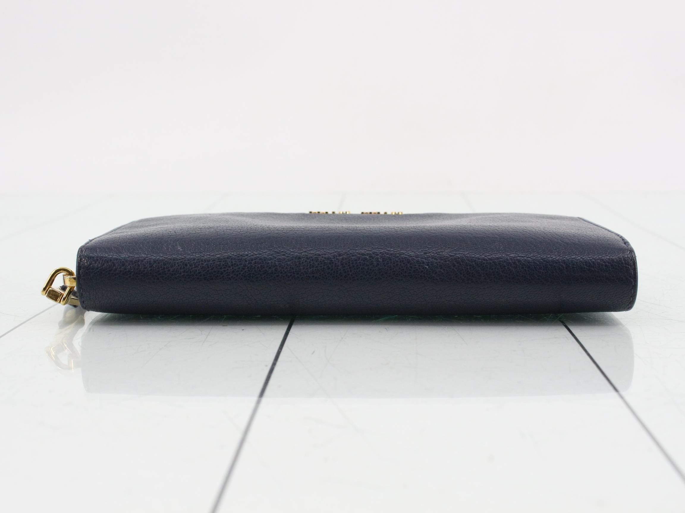 Other lines: Bags and Wallets — view 3