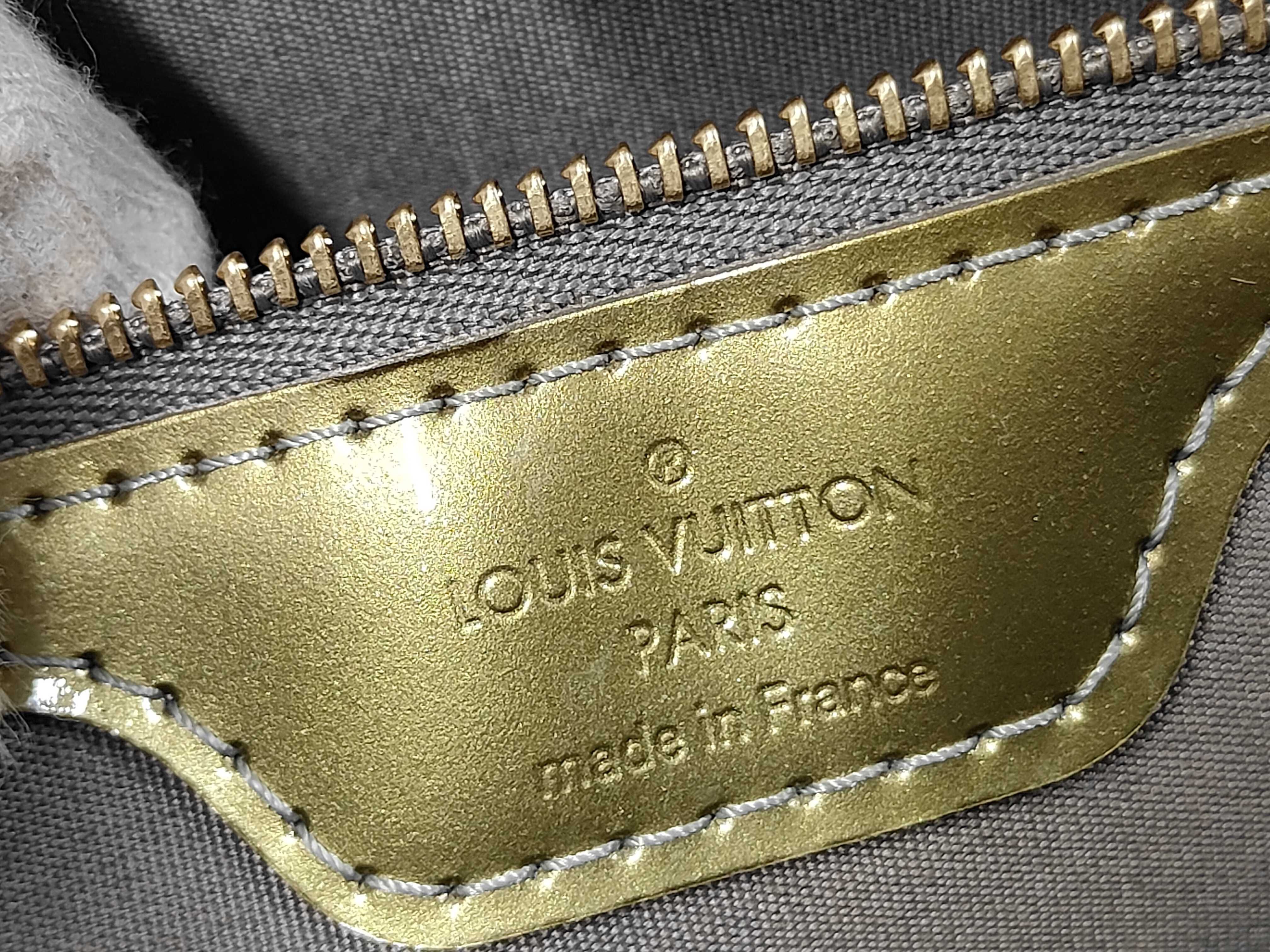 M91627 Vernis Wilshire PM Handbag — view 9