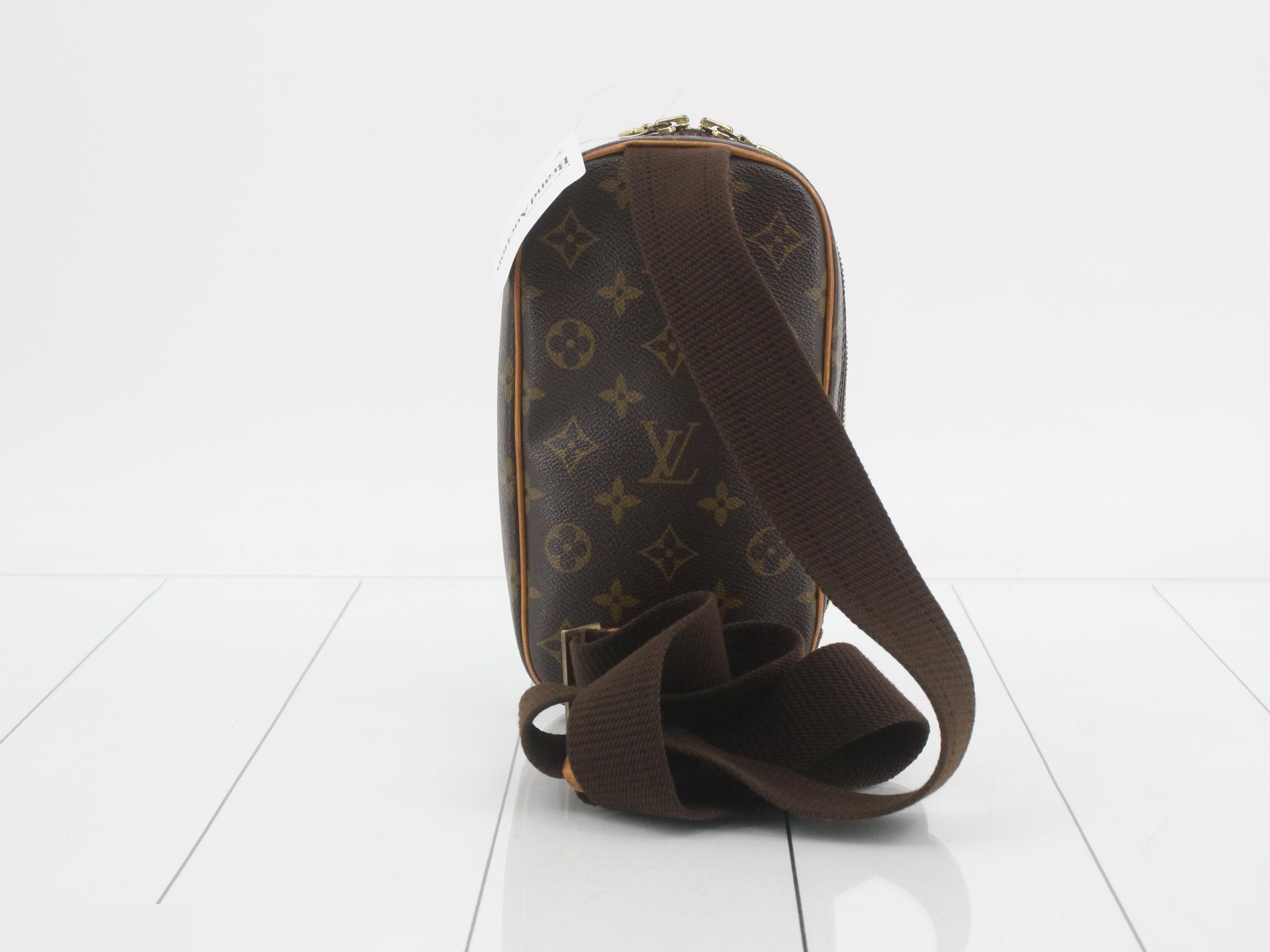 Pochette Gange — view 2