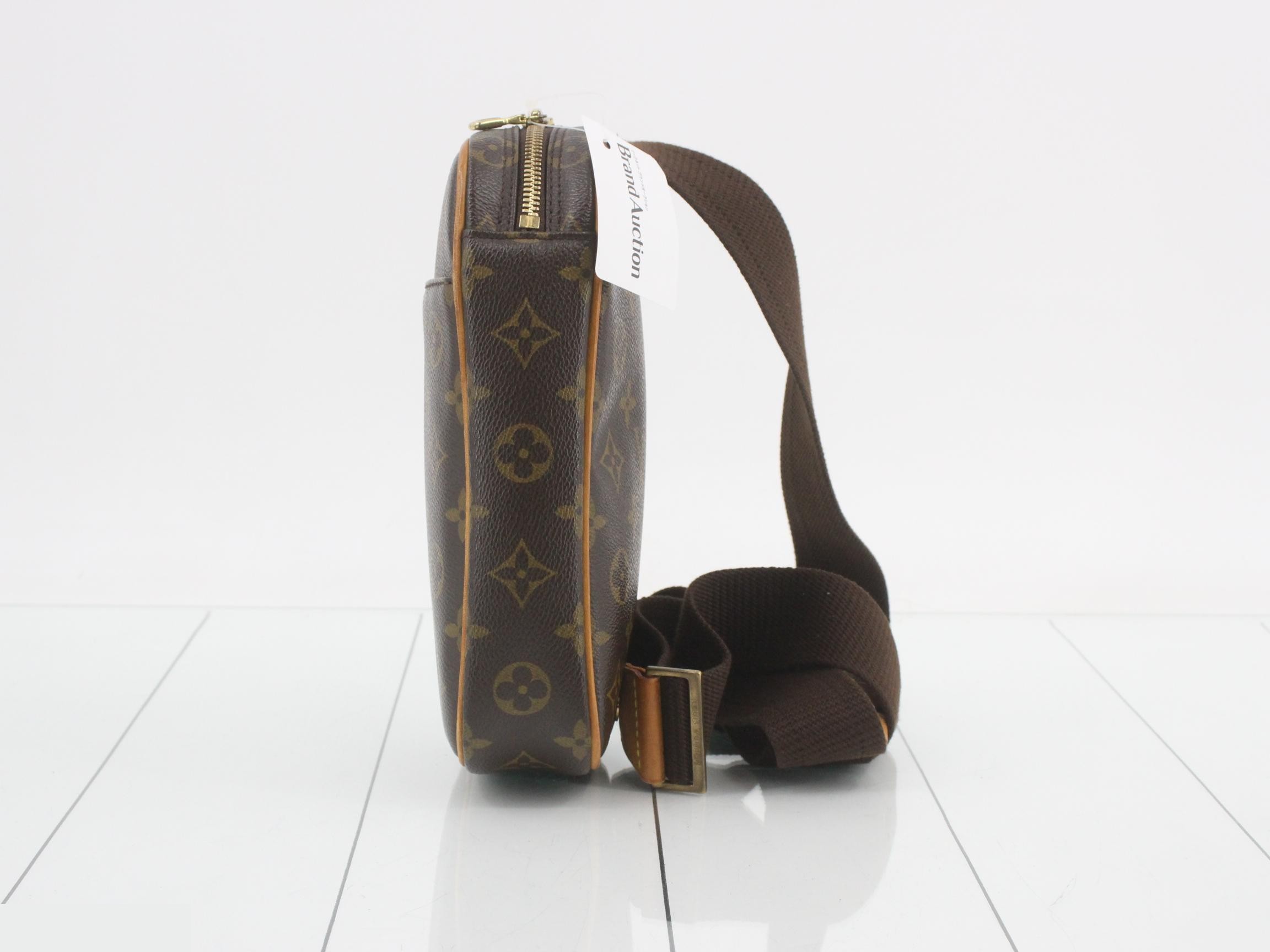 Pochette Gange — view 3