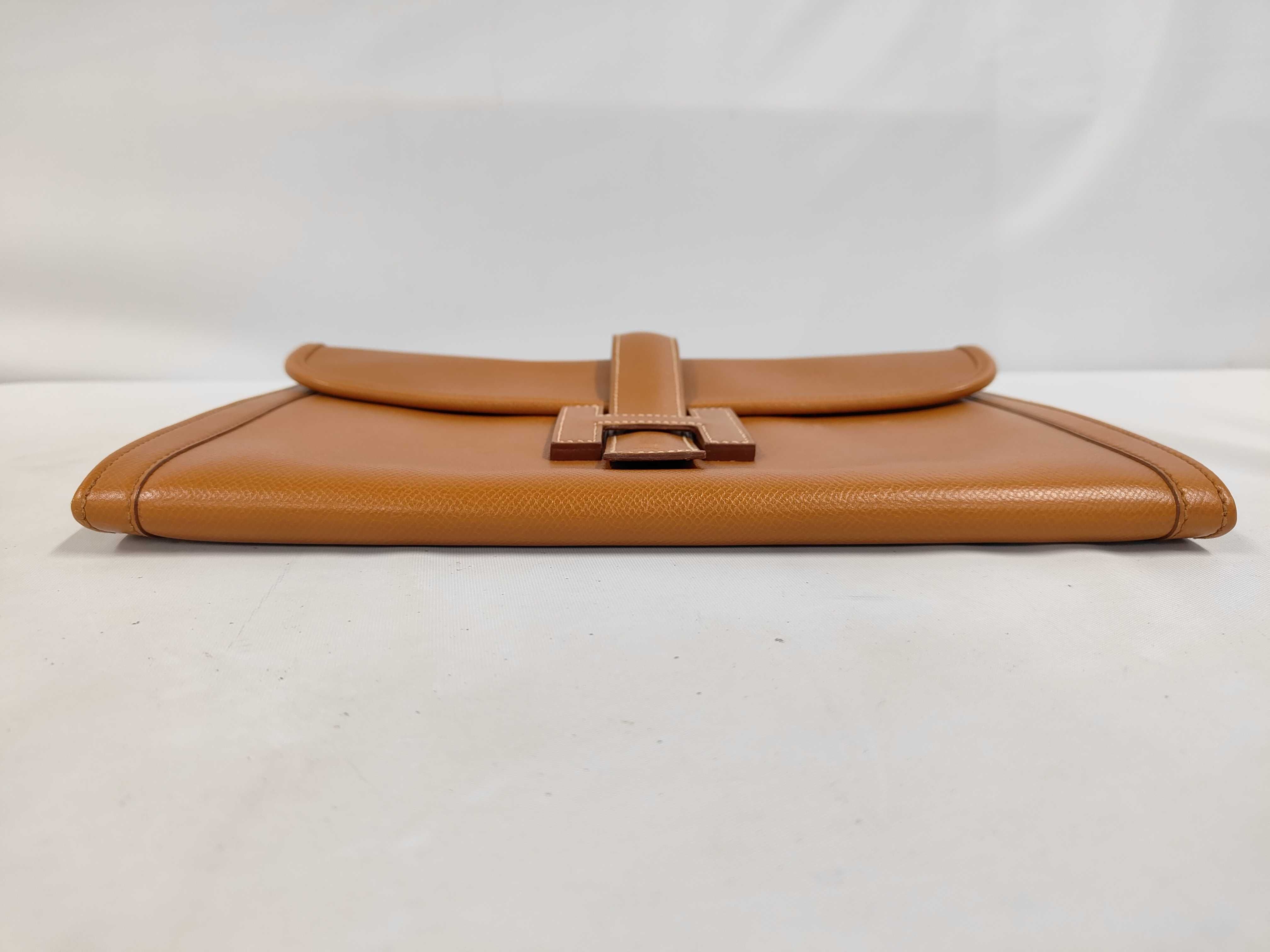 Jige PM Courchevel Gold Clutch Bag (Size S) — view 3