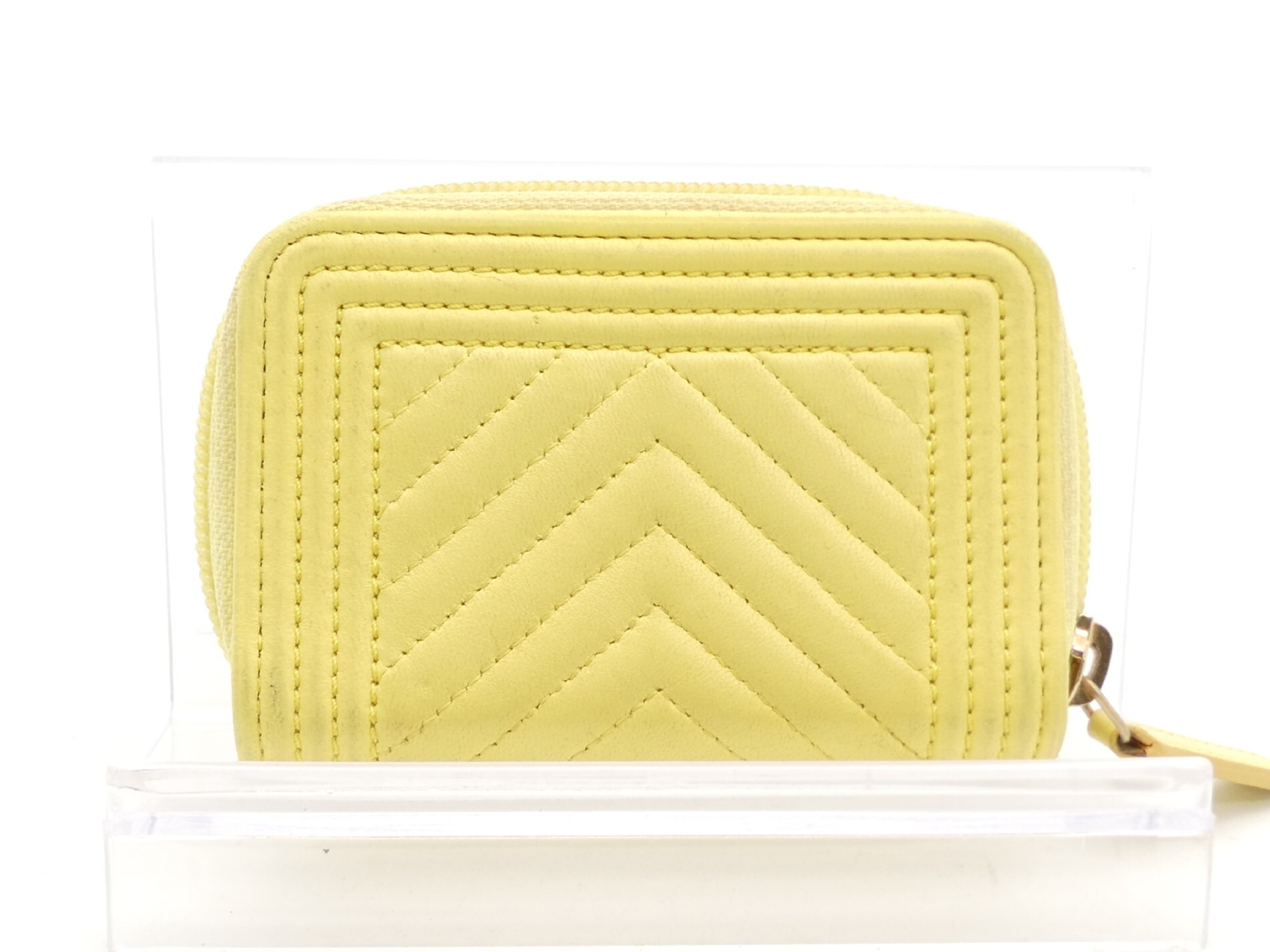 Boy Chanel V-stitch Coco Mark Coin Case — view 2