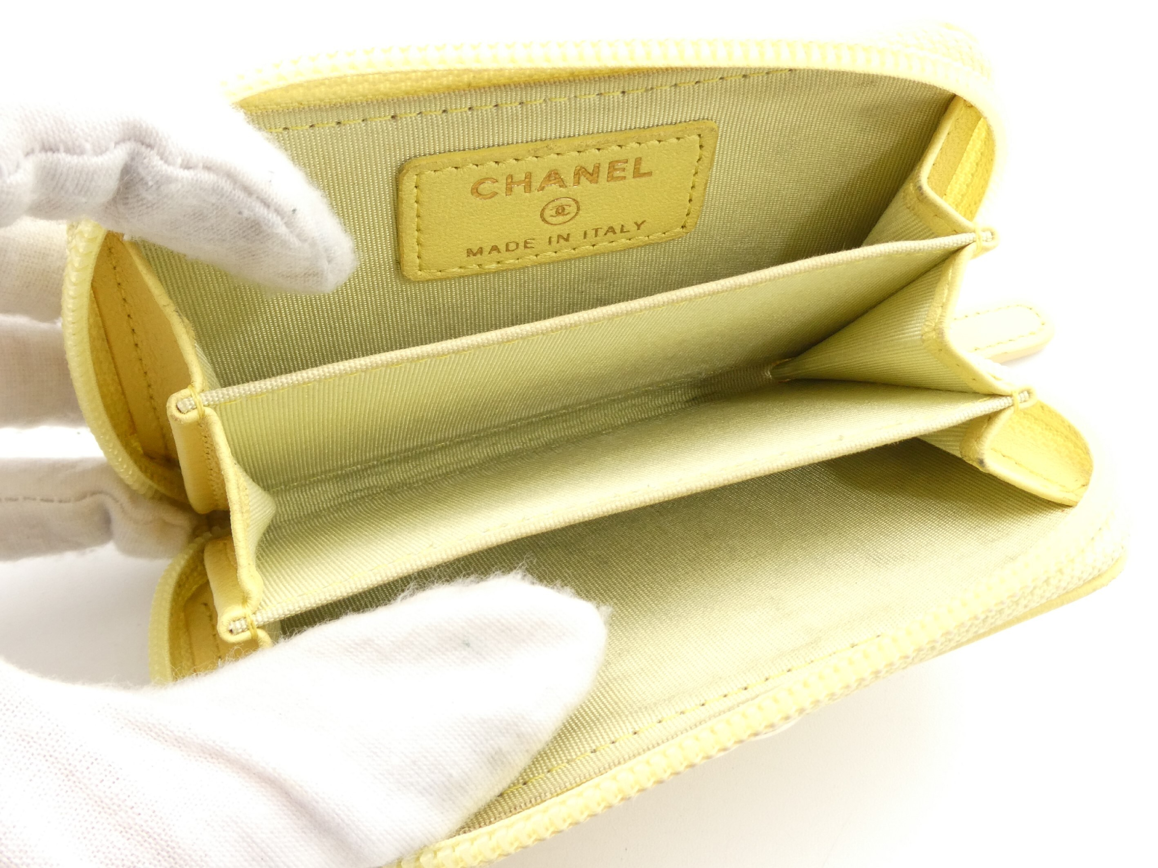 Boy Chanel V-stitch Coco Mark Coin Case — view 7