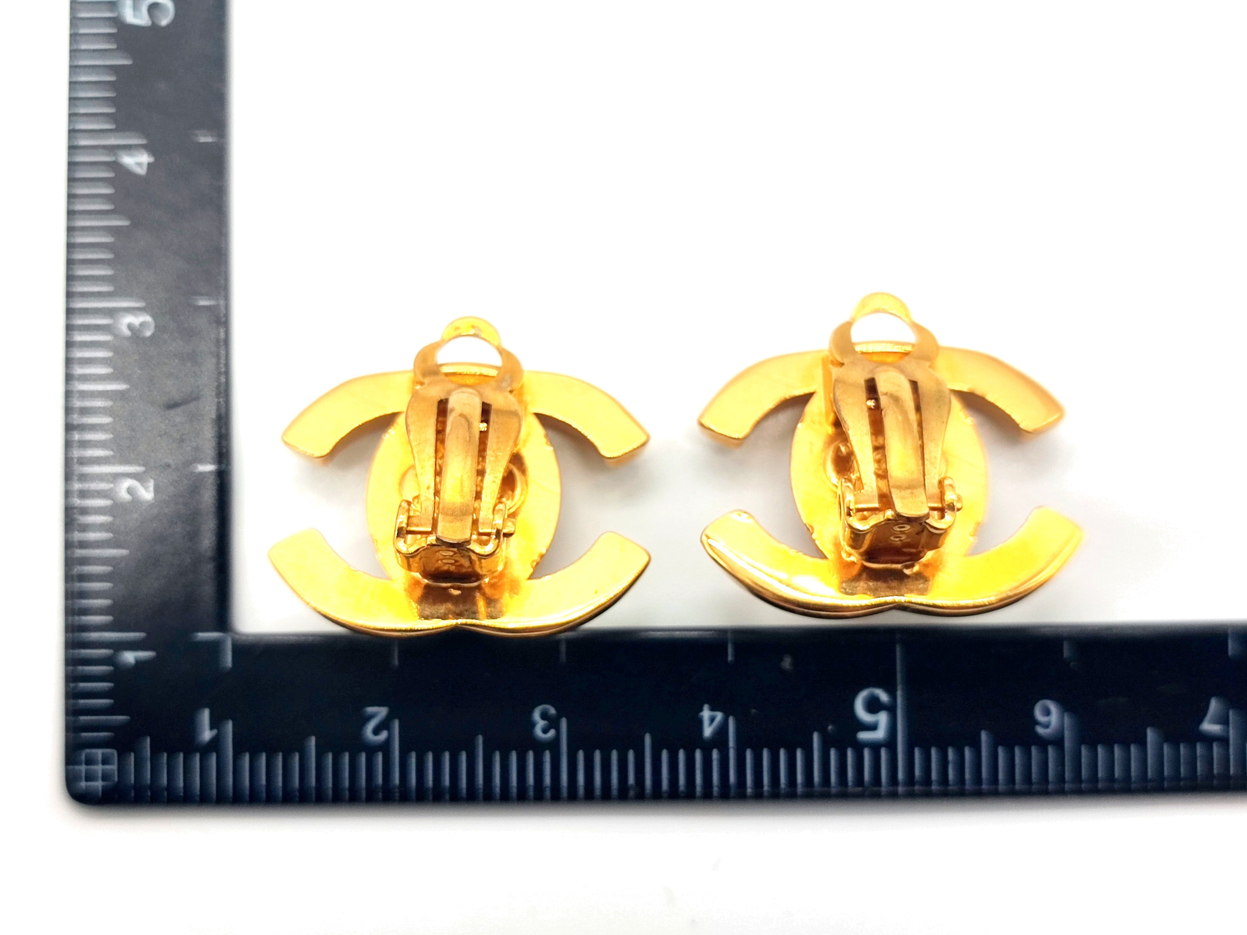 Coco Mark Turnlock Earrings 95A — view 3