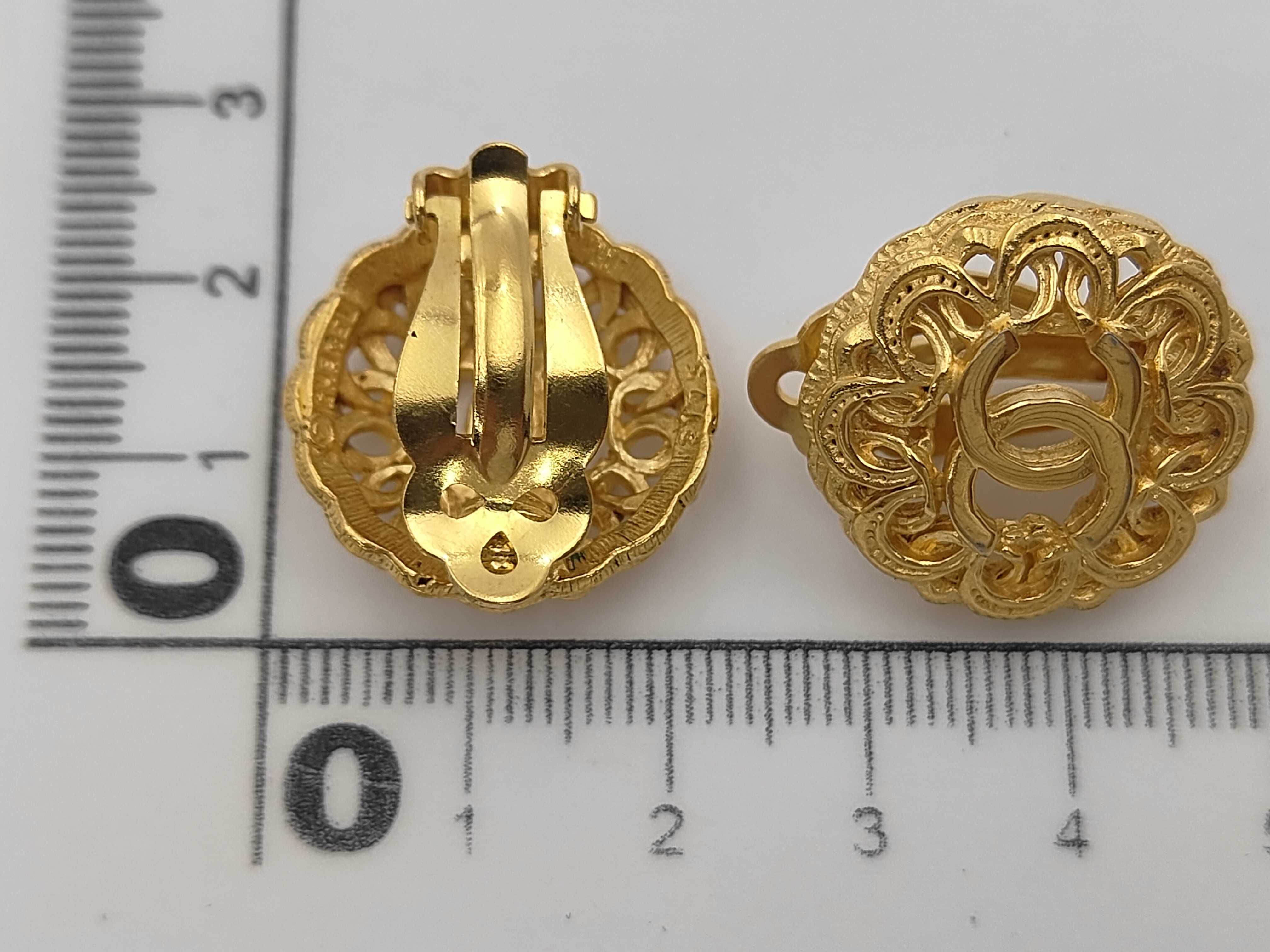 earrings — view 6