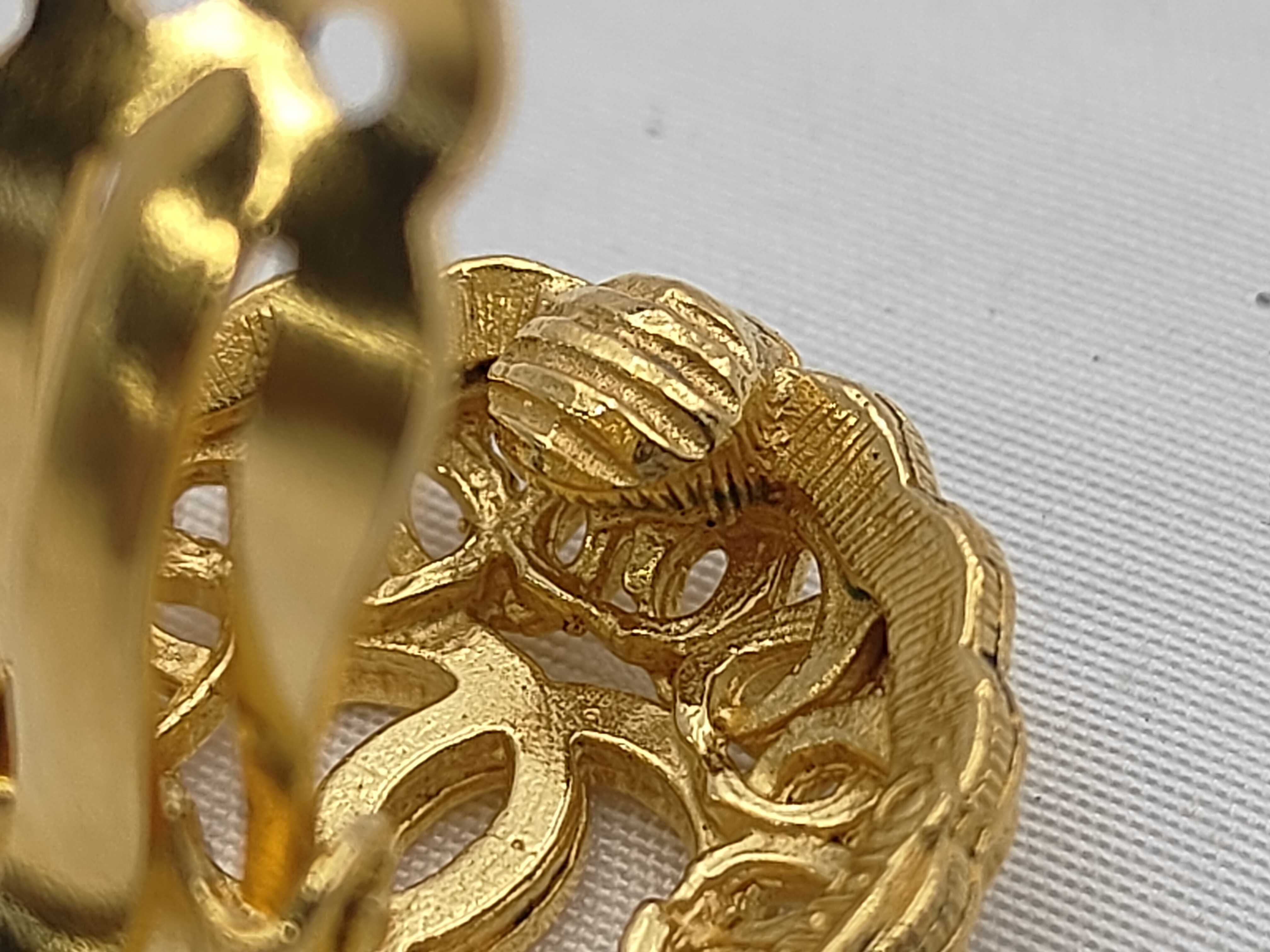 earrings — view 8