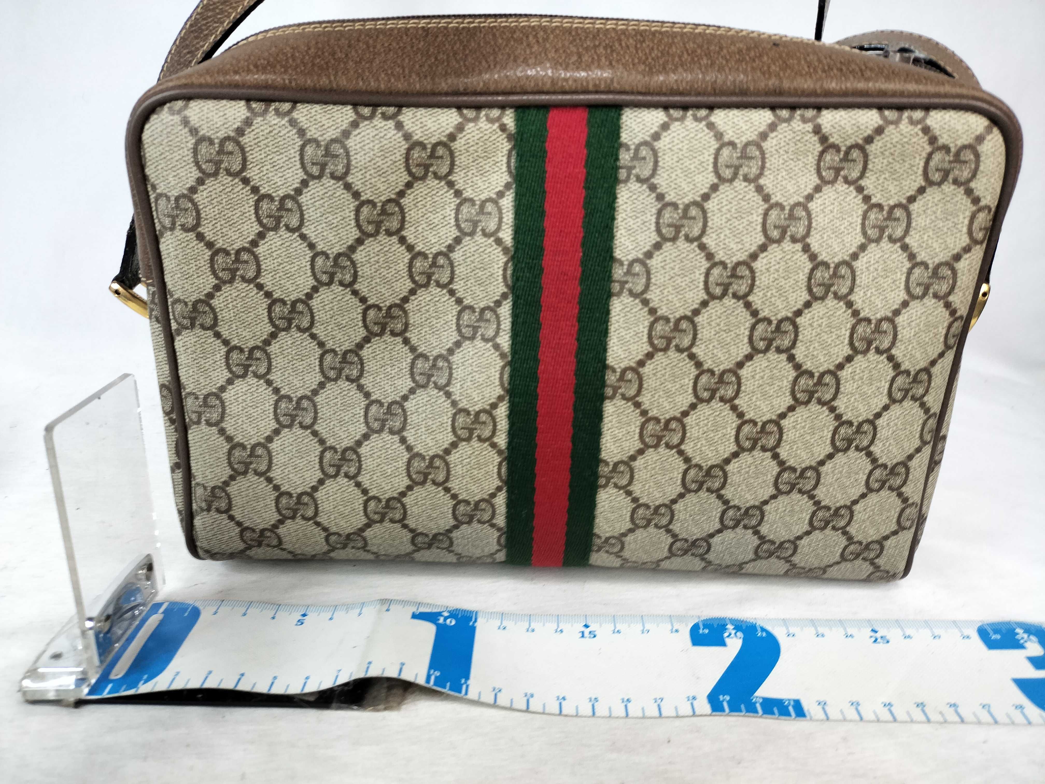 GG Supreme Gucci Shoulder Bag Sherry Shoulder Bag — view 2