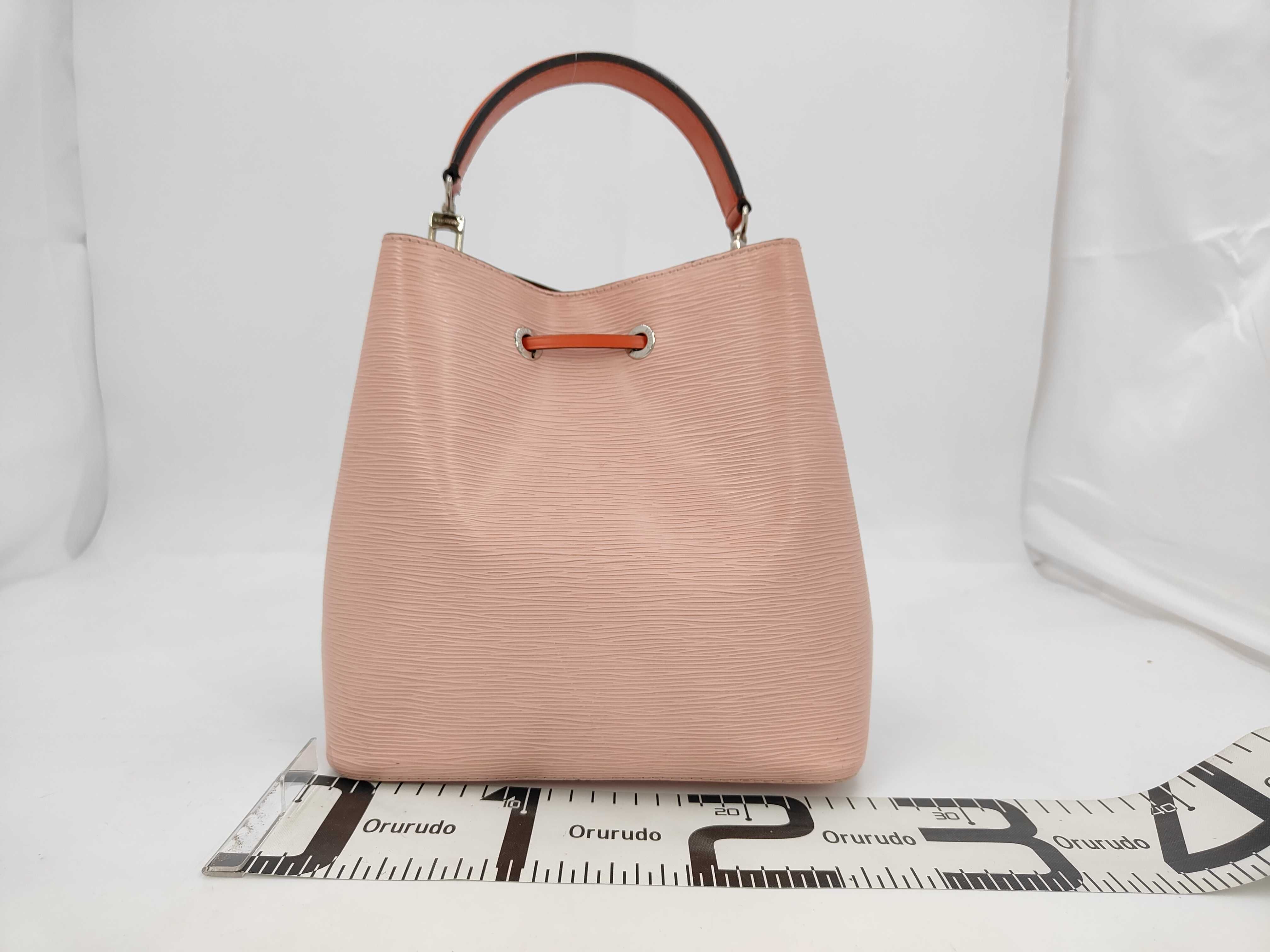 Epi NeoNoe Bucket Bag M54370 Handbag — view 2