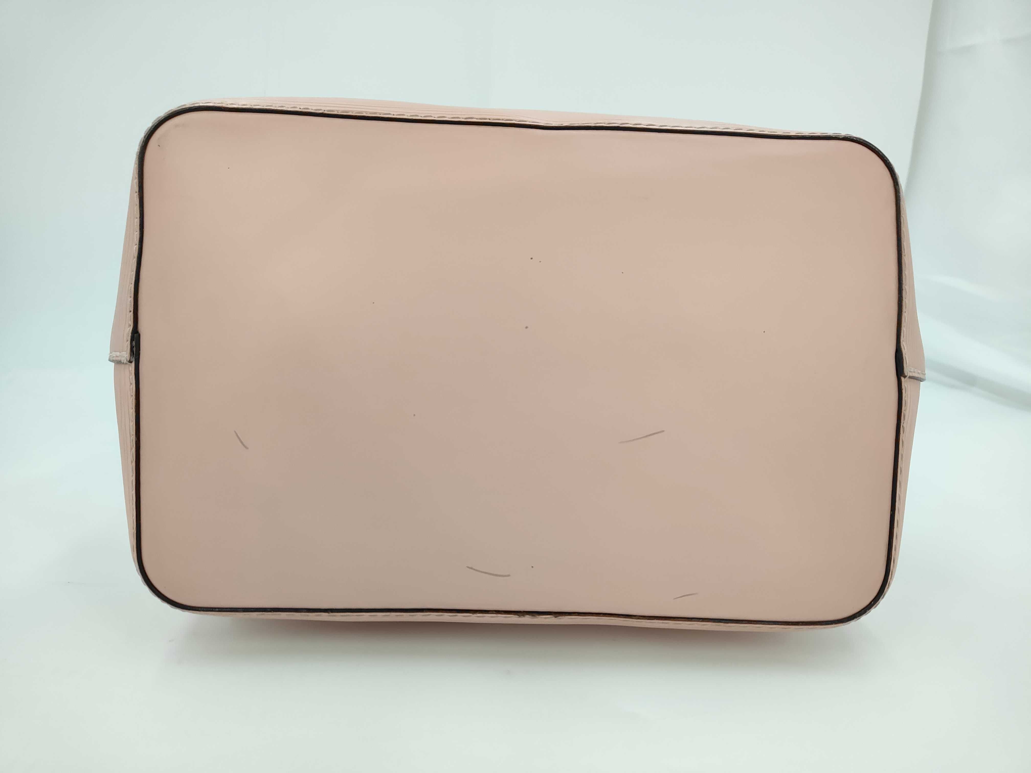 Epi NeoNoe Bucket Bag M54370 Handbag — view 3