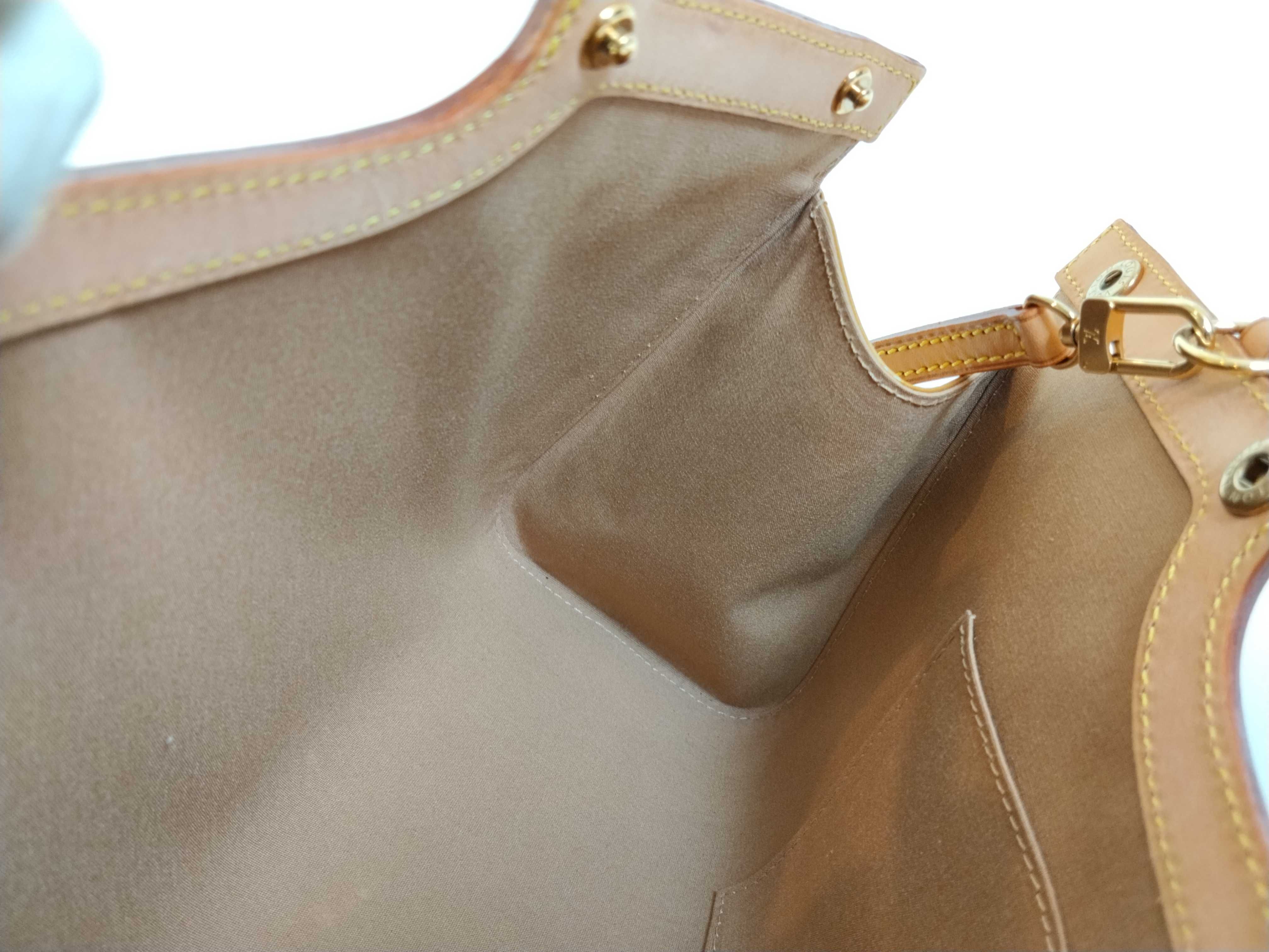 Vernis Roxbury Drive M91372 Beige Handbag — view 11