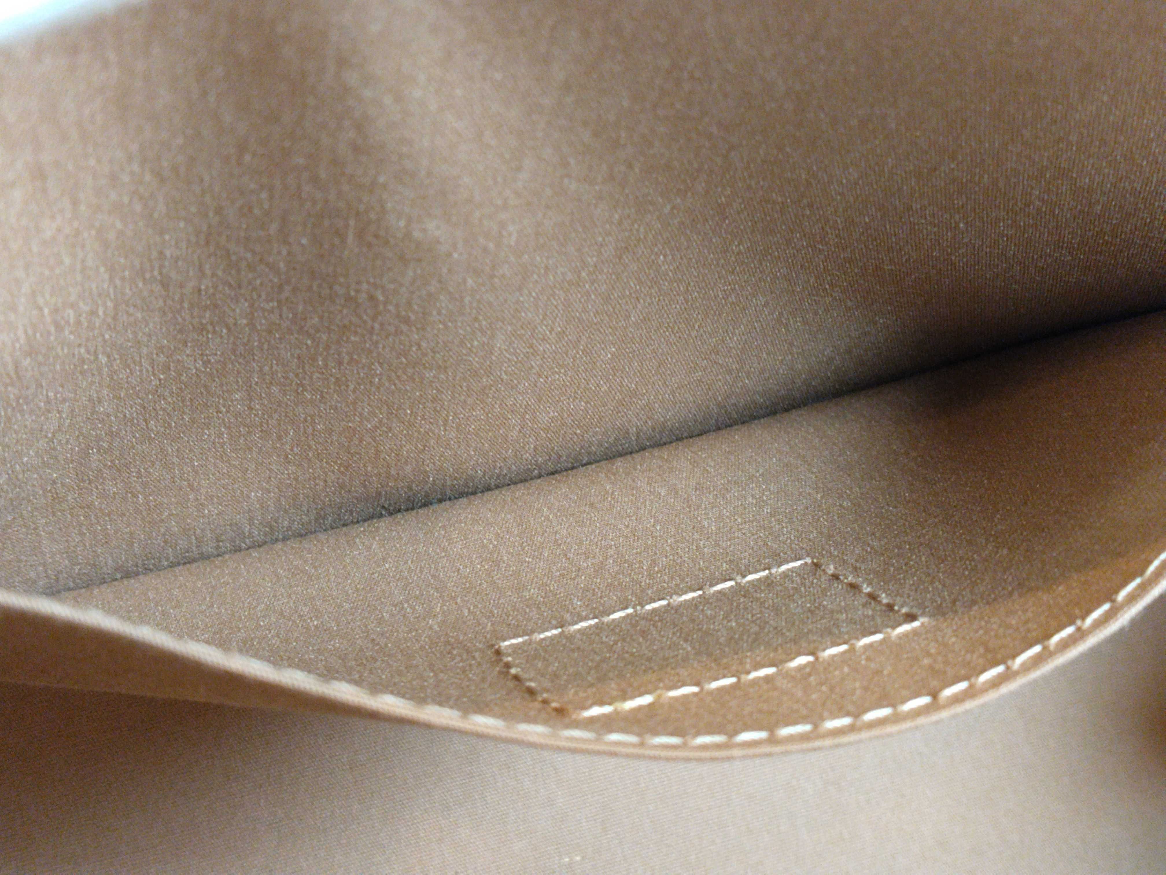 Vernis Roxbury Drive M91372 Beige Handbag — view 13