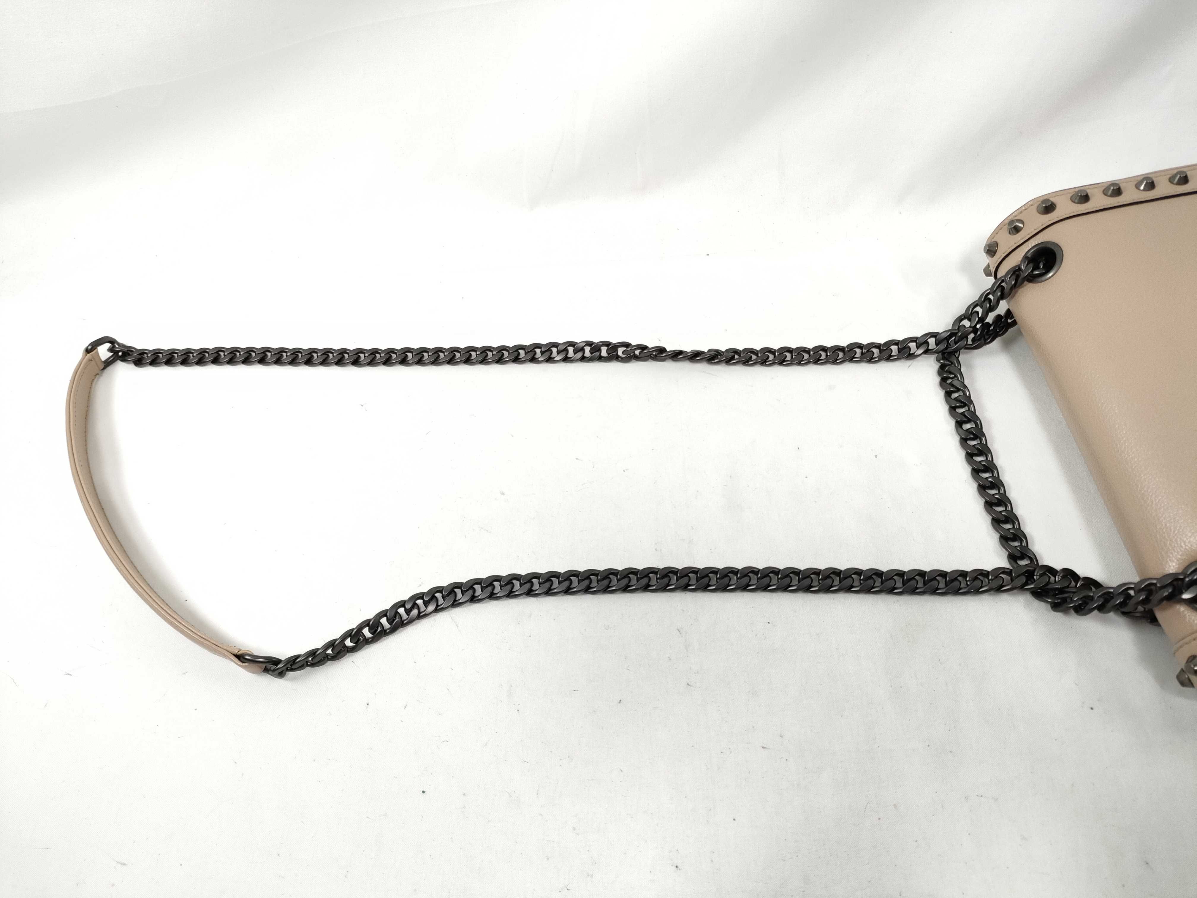 Leather x Stud Chain Shoulder Bag Beige 1BD147 Shoulder Bag — view 3