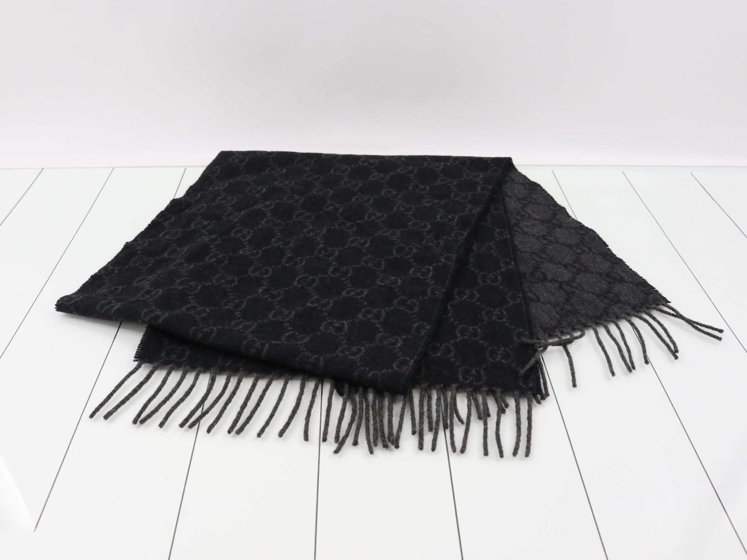 Scarf with GG pattern — view 3