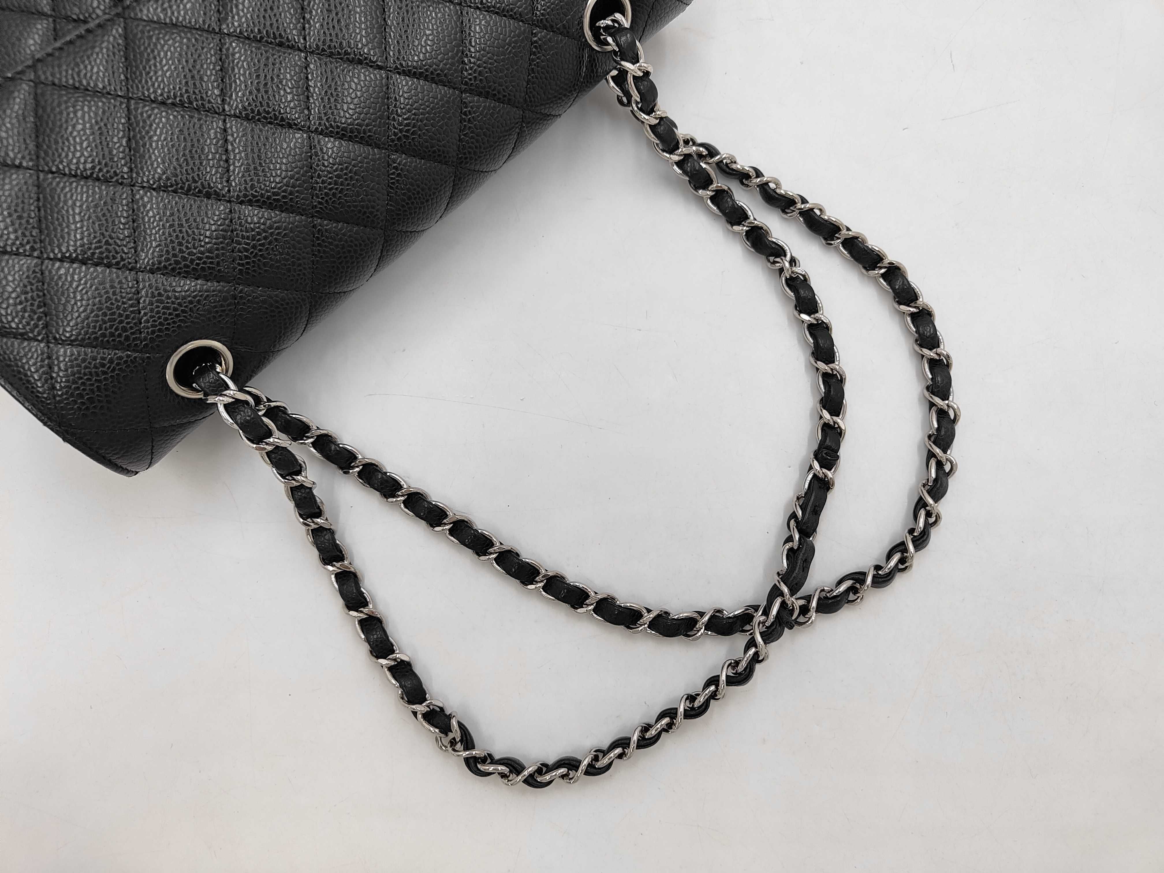 Matelassé Handbag 25 BK Shoulder Bag — view 3