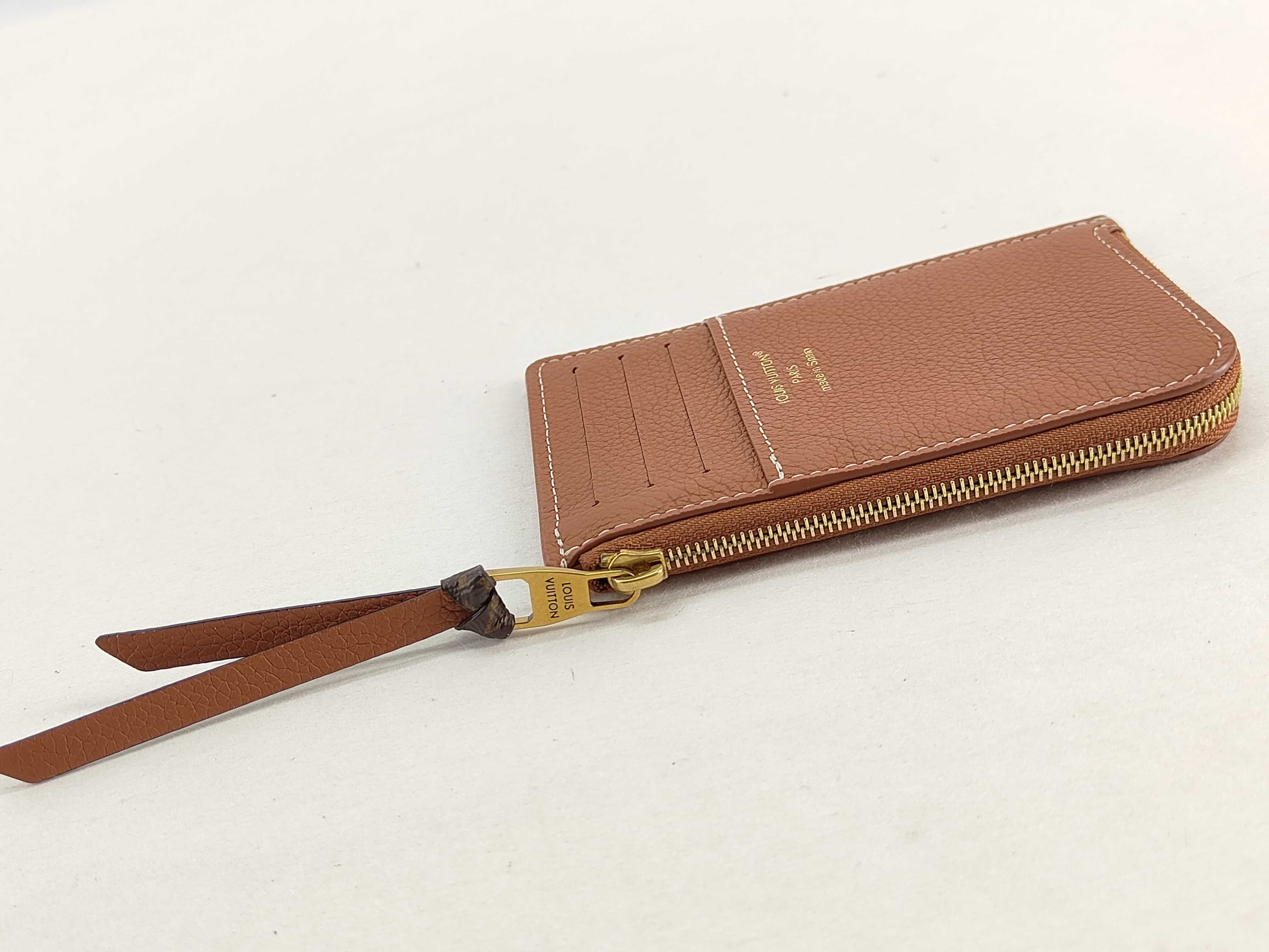 LV Circle Portecarte Low Key M14551 Key Case — view 6