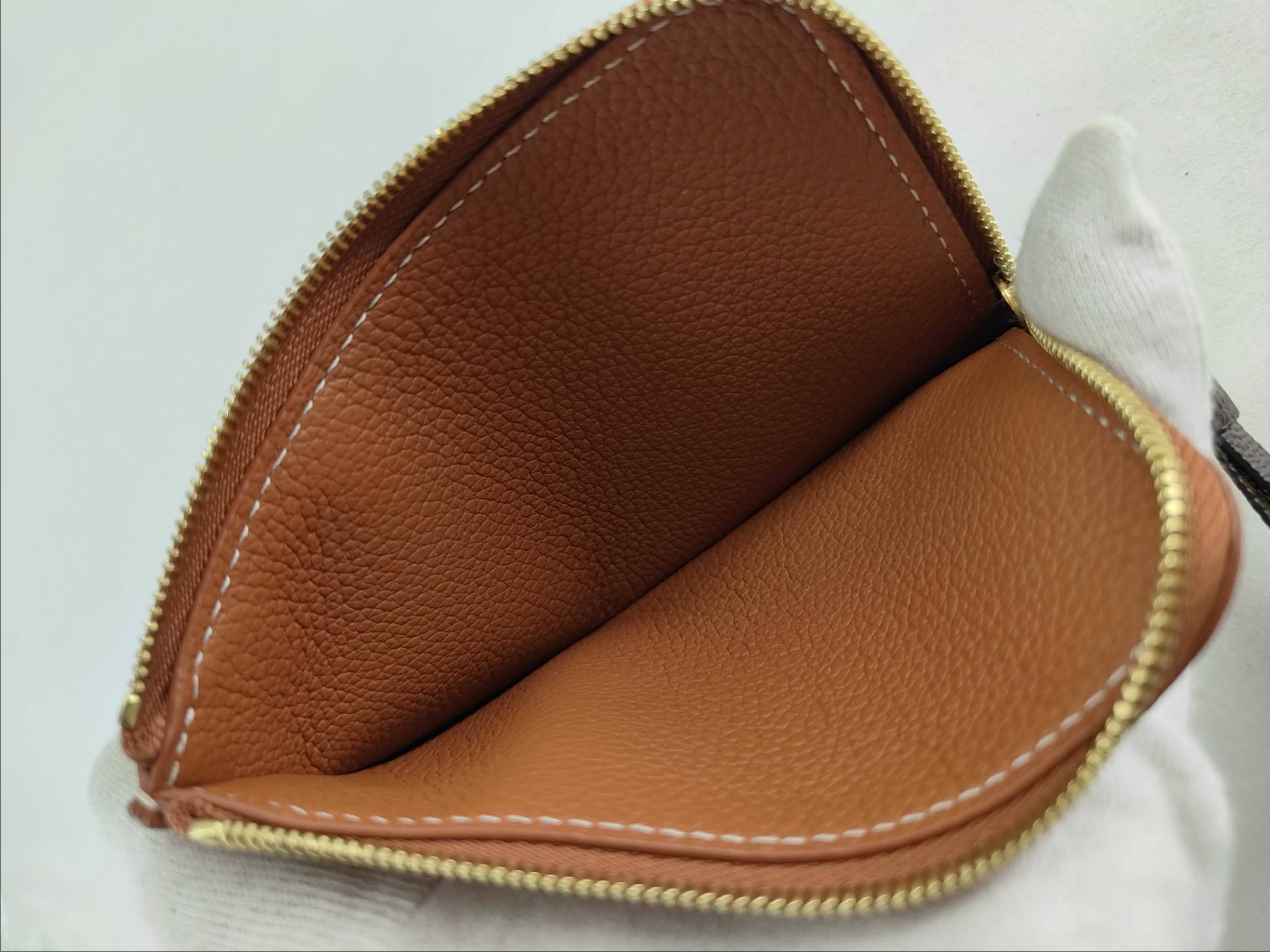 LV Circle Portecarte Low Key M14551 Key Case — view 8