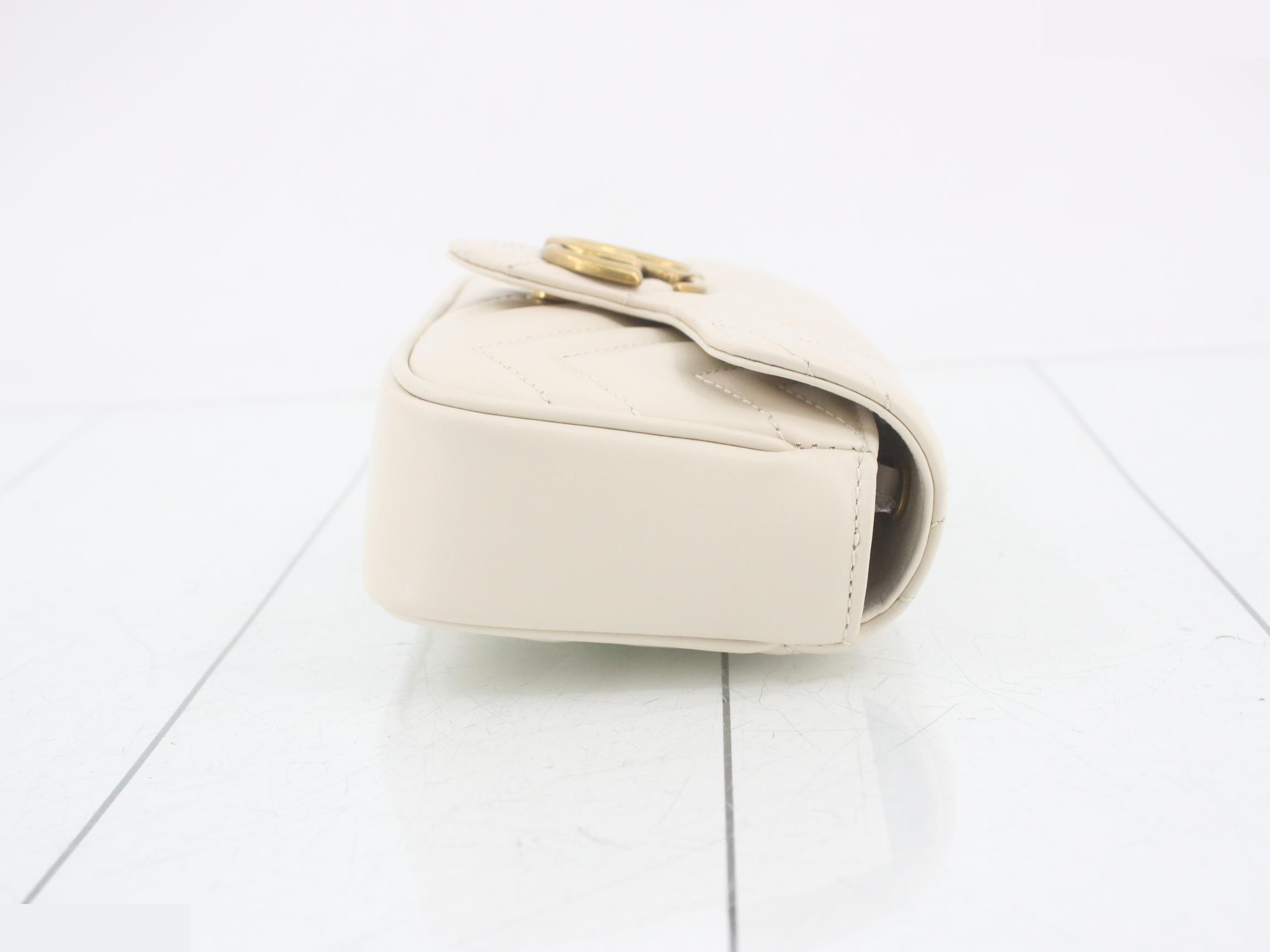 GG Marmont Mini Shoulder Bag — view 3