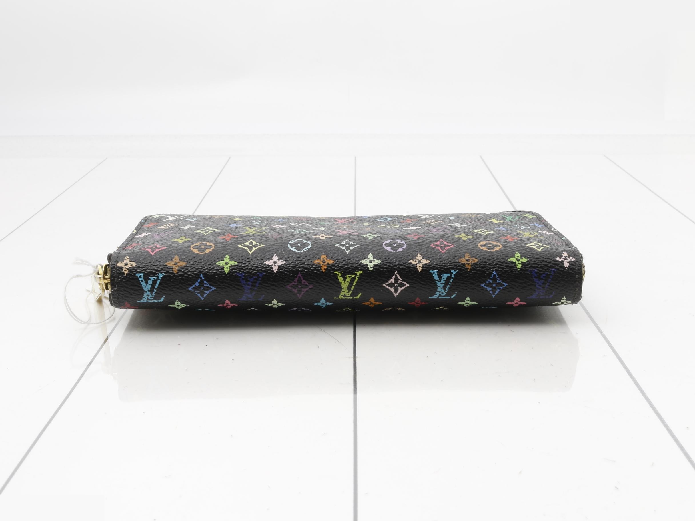 Zippy Wallet Grenade Long Wallet — view 3