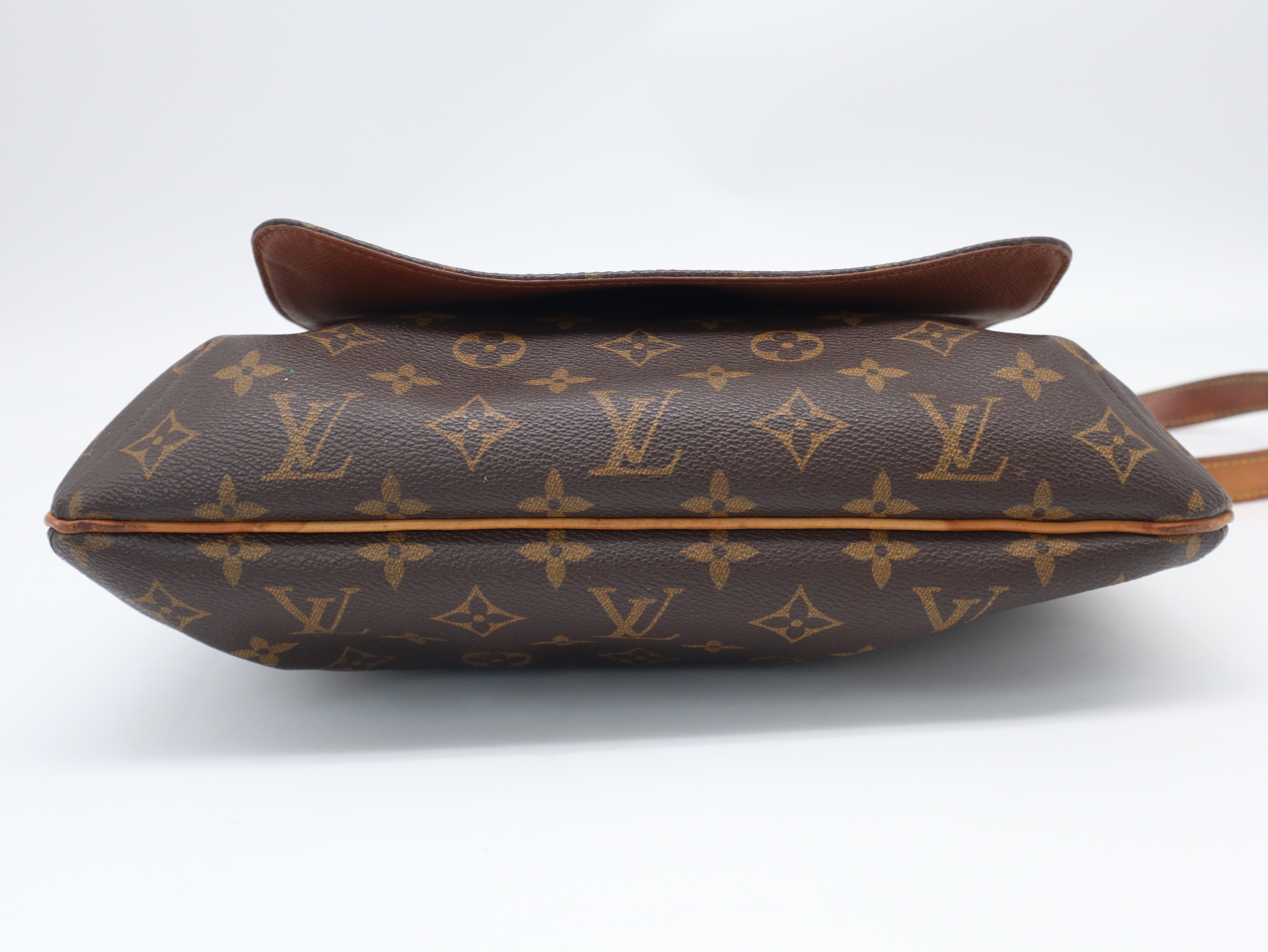 M51256 Monogram Musette Shoulder Bag — view 4