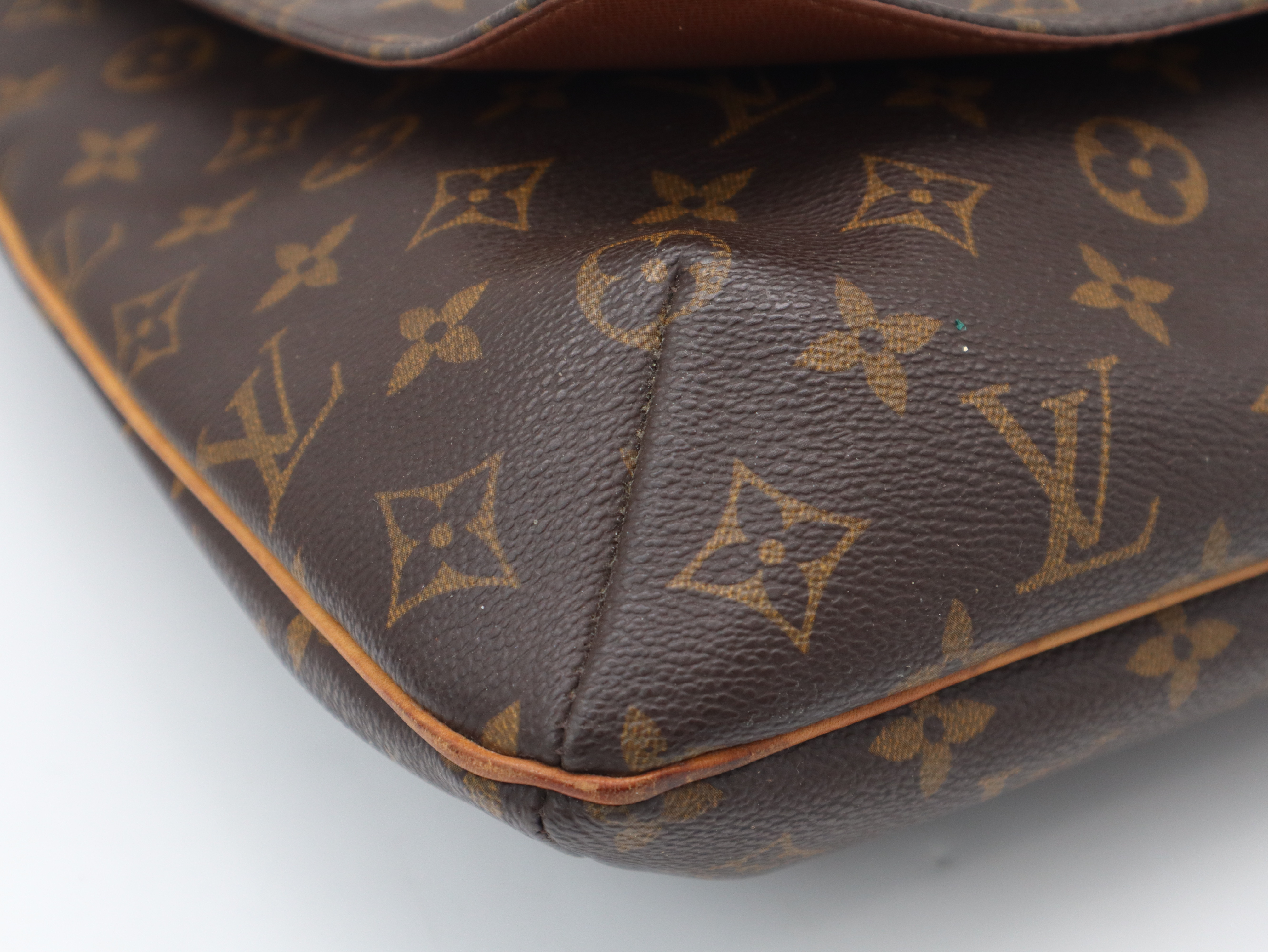 M51256 Monogram Musette Shoulder Bag — view 8