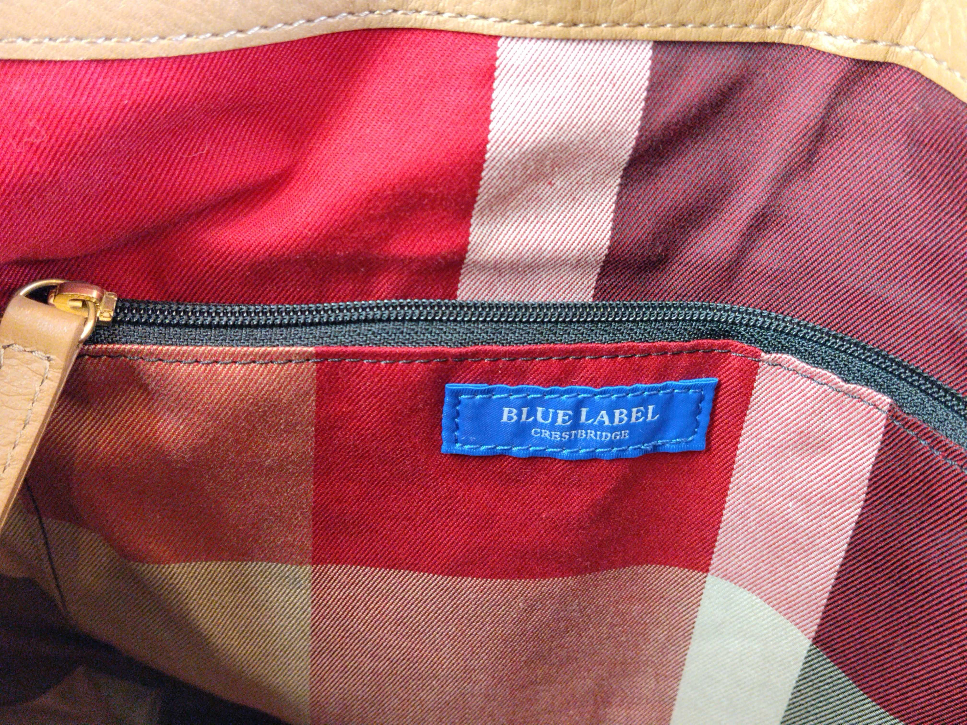 Blue Label Leather Beige One-Shoulder Bag — view 10