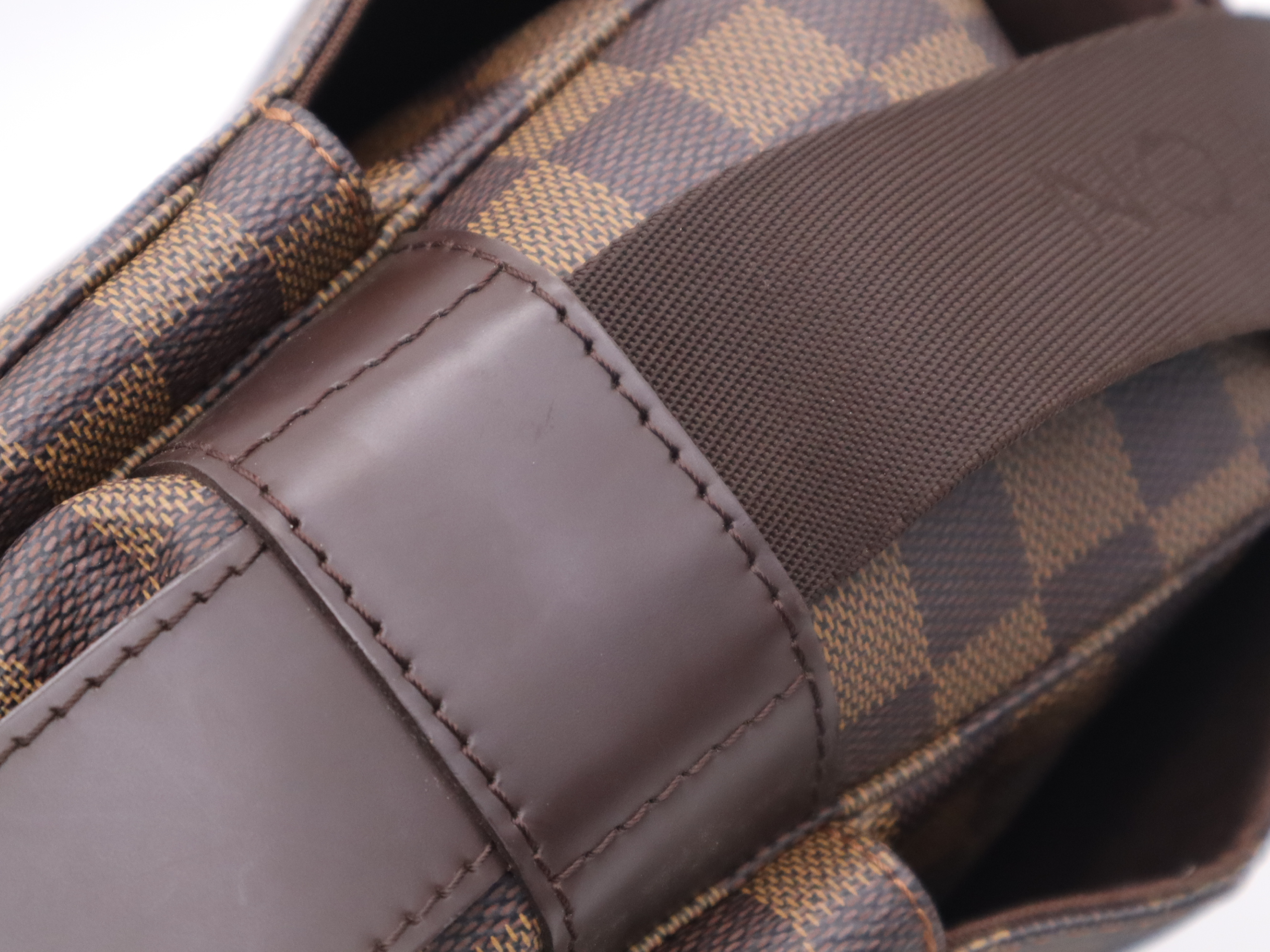 N45255 Damier Naviglio Shoulder Bag — view 8