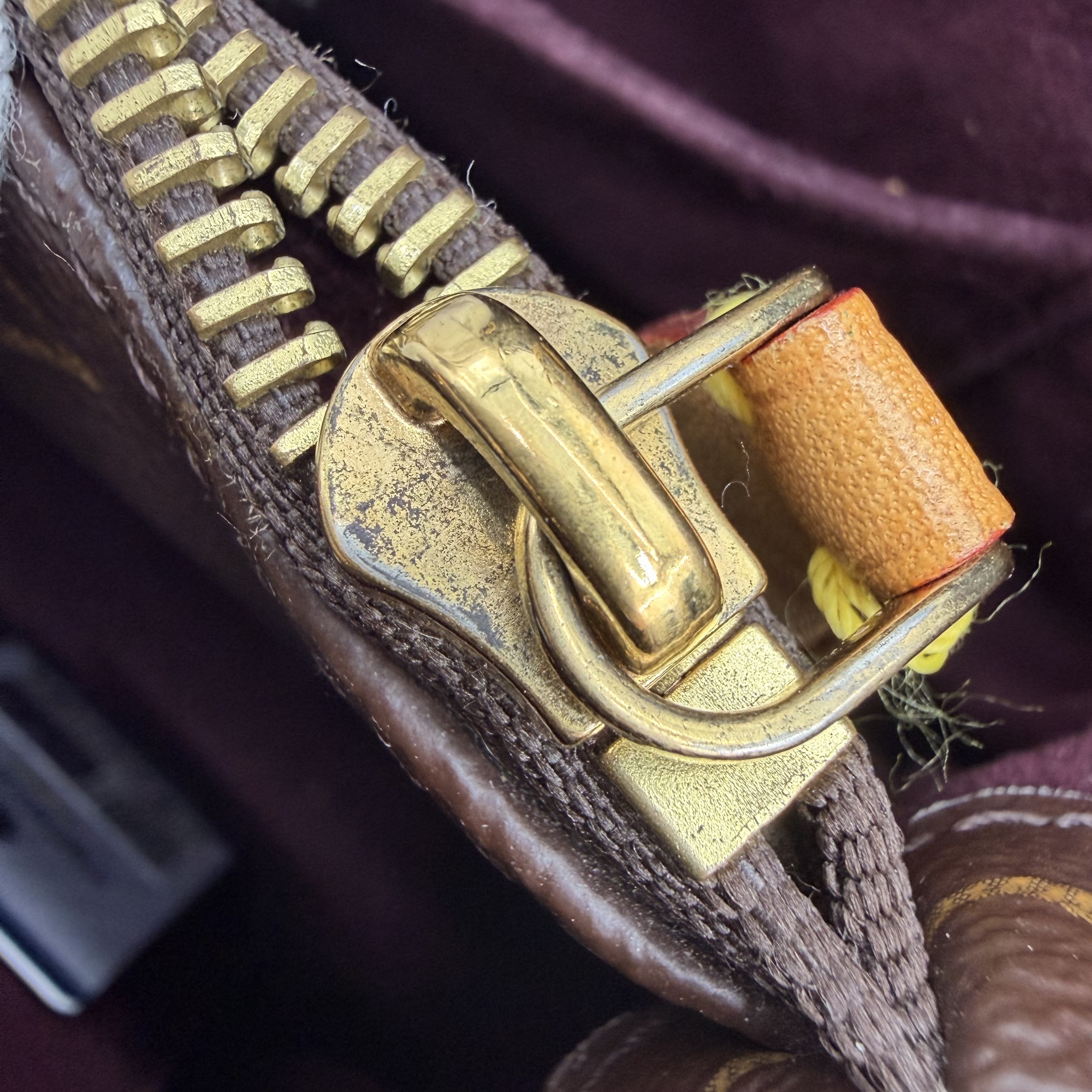 【*Shipped from: China*】LOUIS VUITTON Montaigne PU Shoulder Bag — view 14