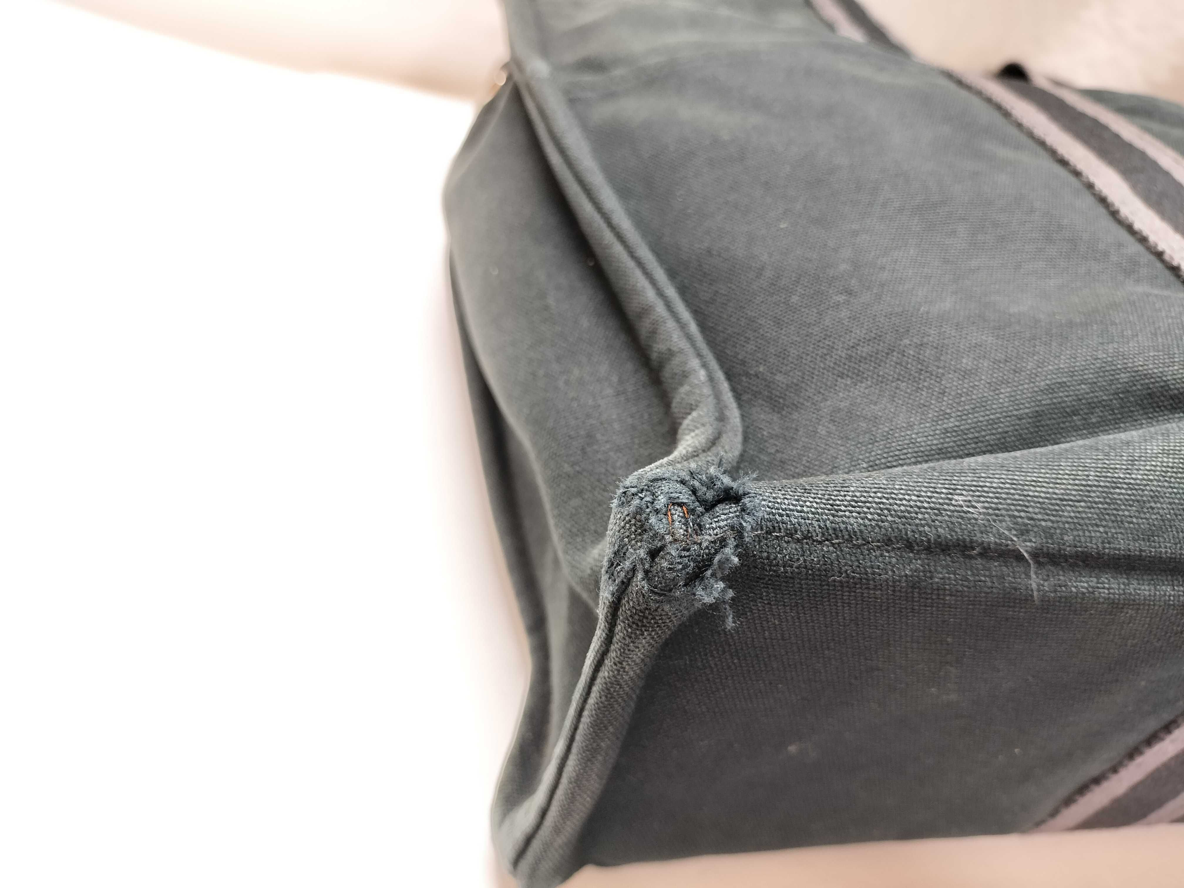 Fourre-Tout MM Tote Bag (Some discoloration) — view 5
