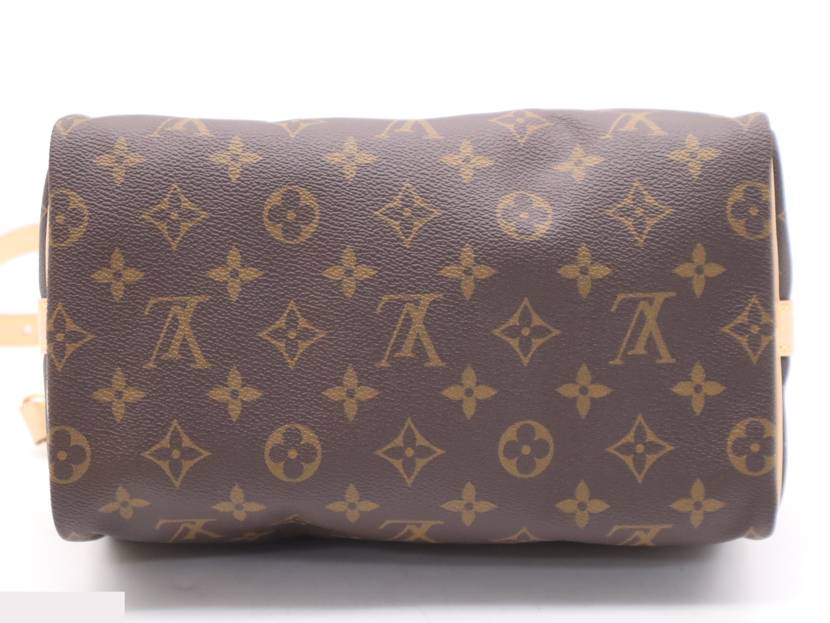 Monogram Speedy Bandoulière 25 - includes shoulder strap, padlock, and two keys. — view 4