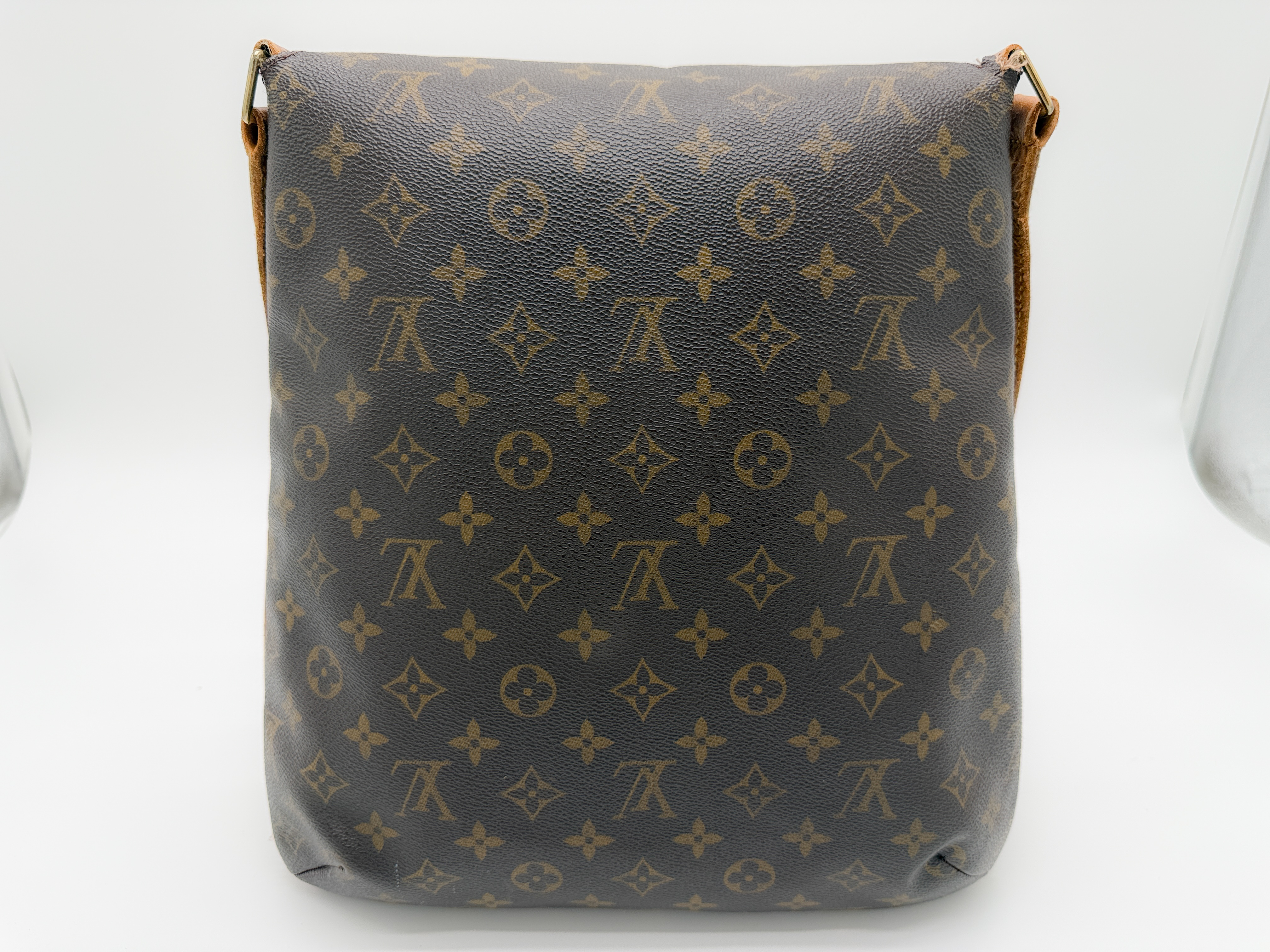 Monogram M51256 Musette AS1000 Shoulder Bag — view 2
